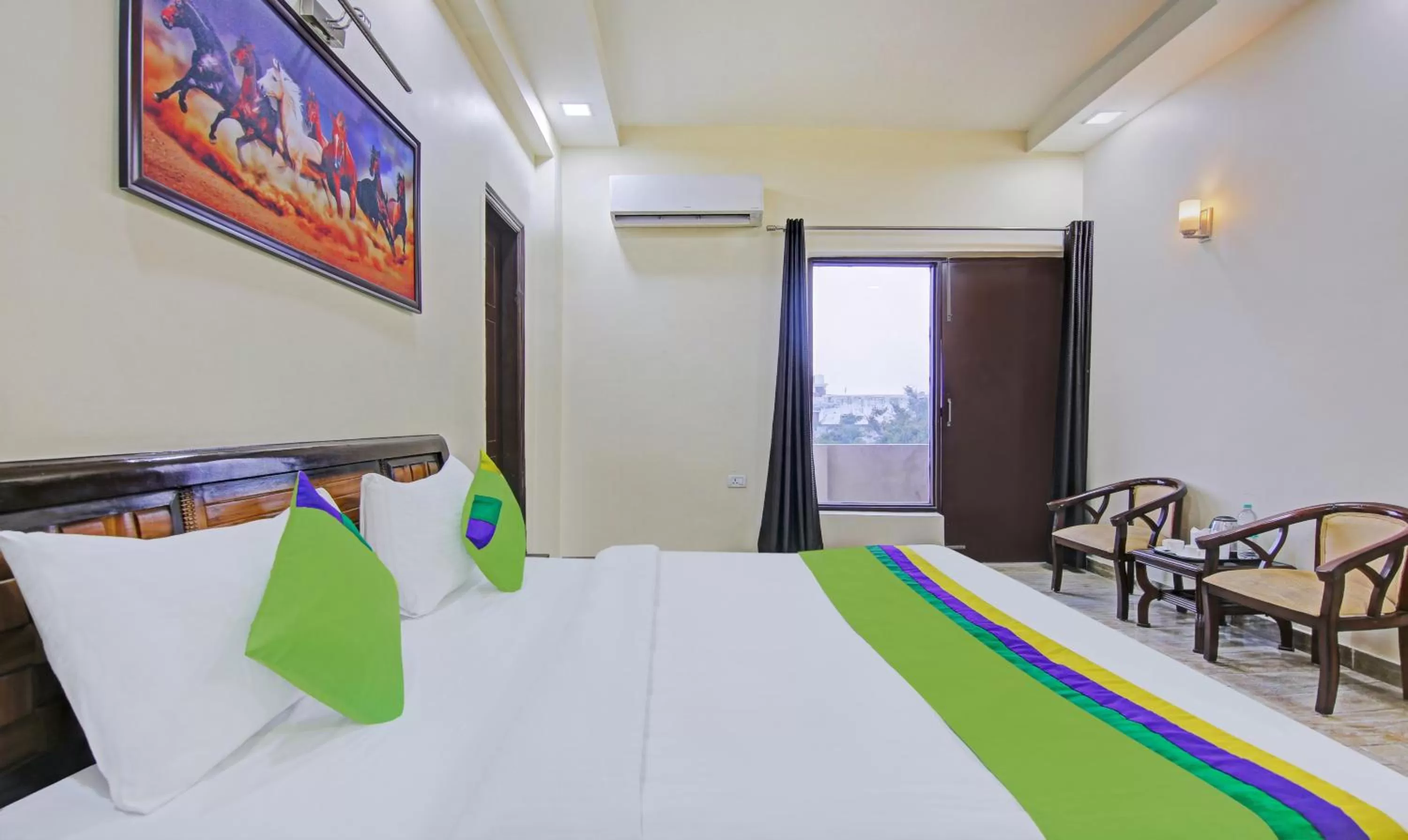 Treebo Trend Amaya Inn Sector 72