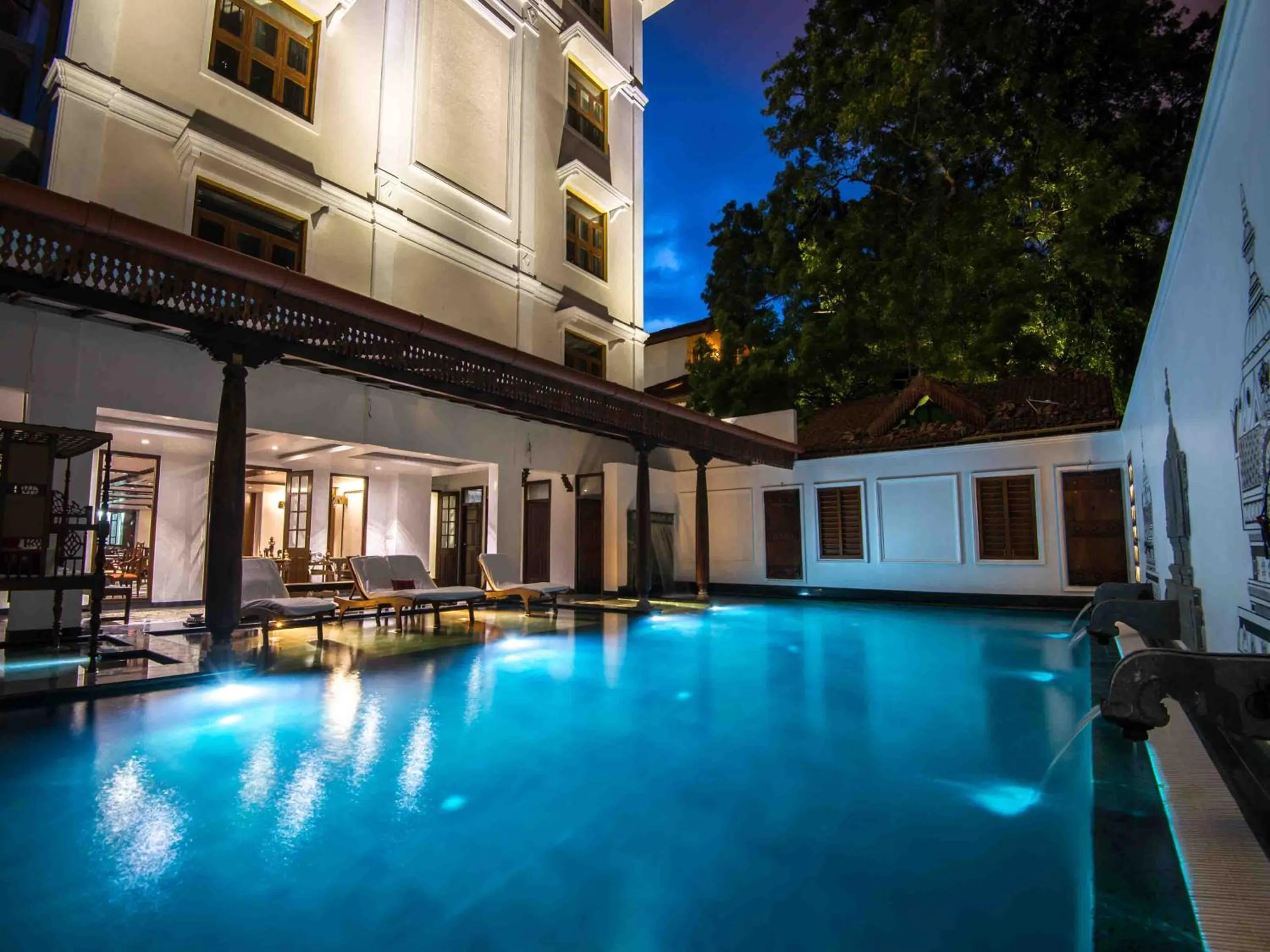 Swimming pool in Svatma - A Luxury Heritage Resort