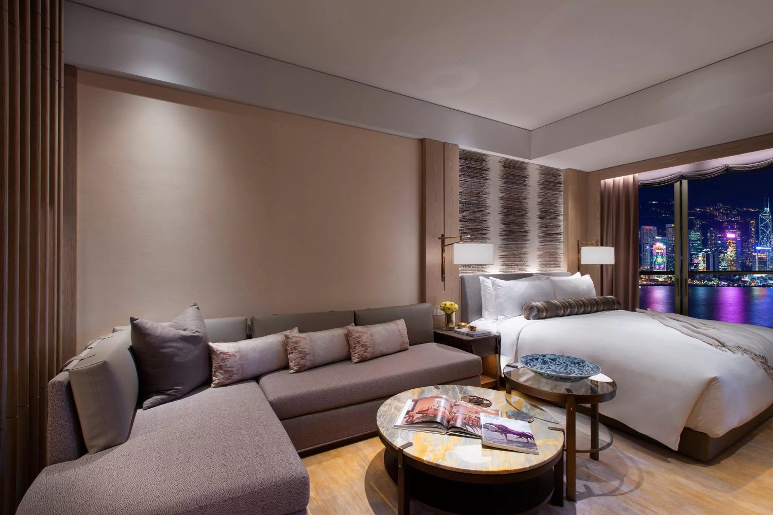 Living room, Bed in K11 ARTUS