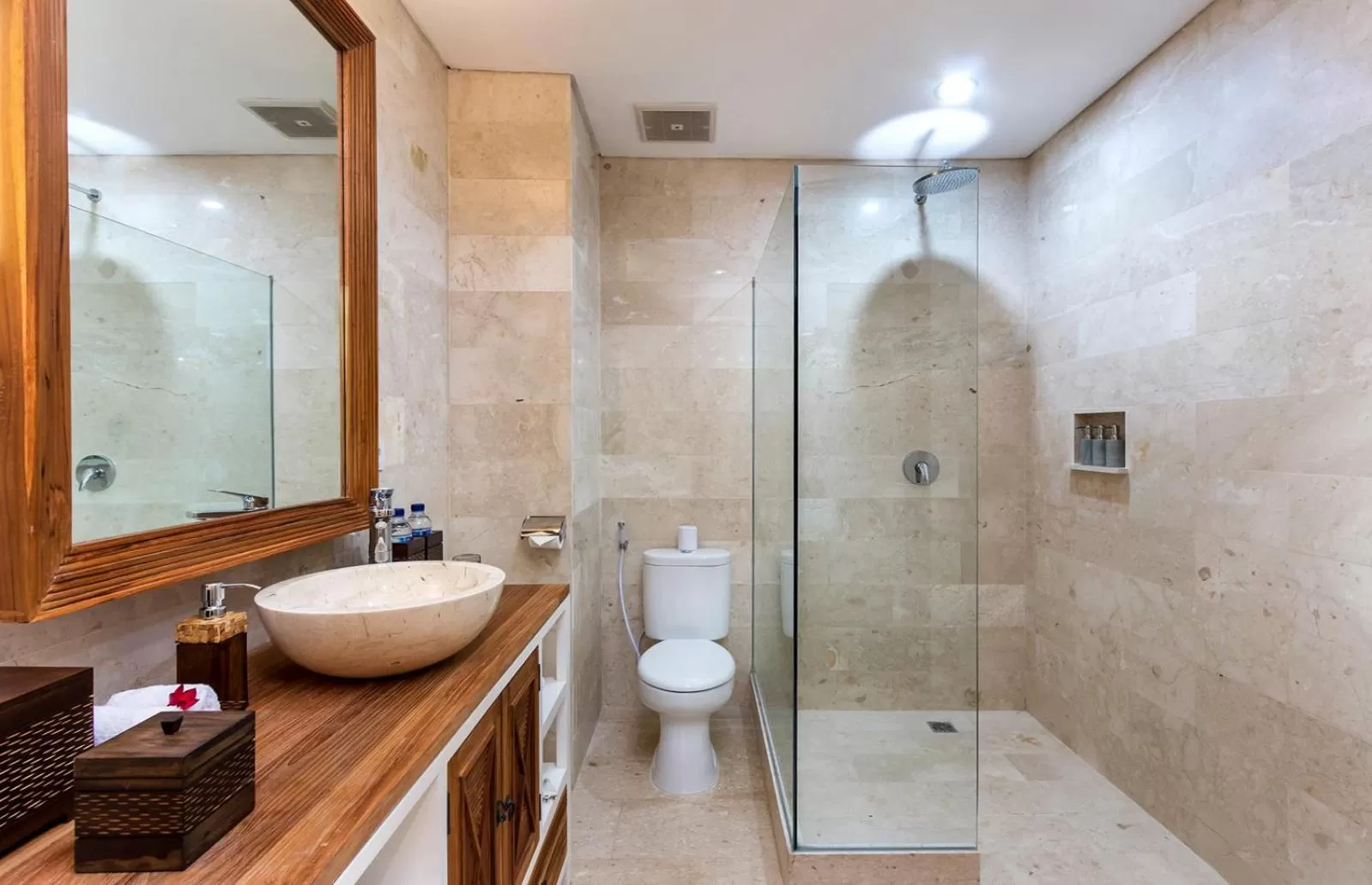 Bathroom in Wadari Retreat Villa Ubud