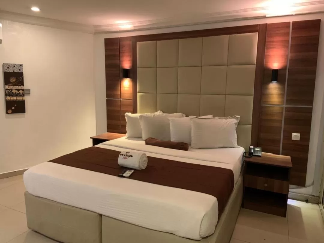 Bed in Presken Hotels @Alade Avenue