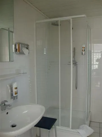 Bathroom in Haus Mooren, Hotel Garni