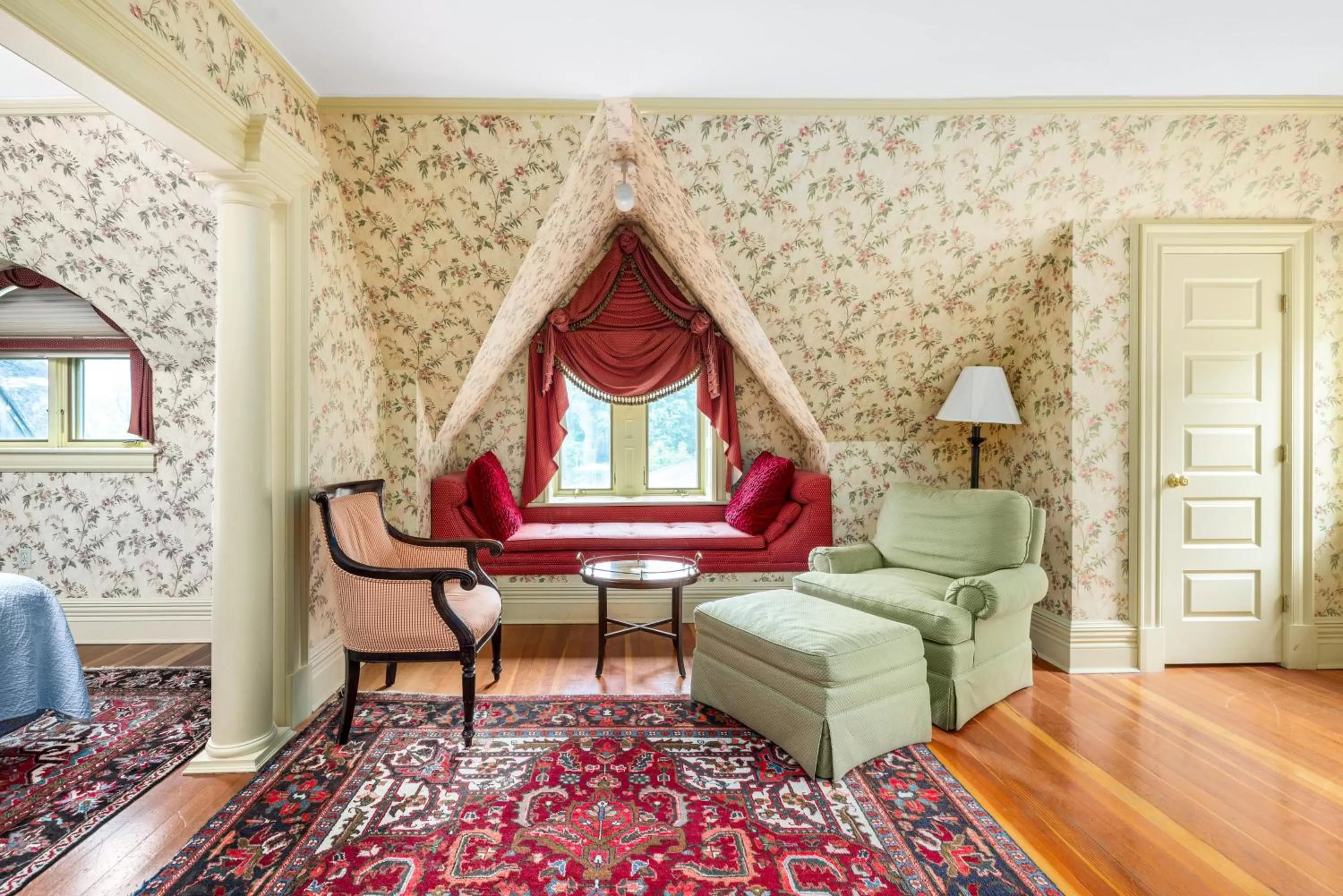 Seating Area in The Inn at Erlowest