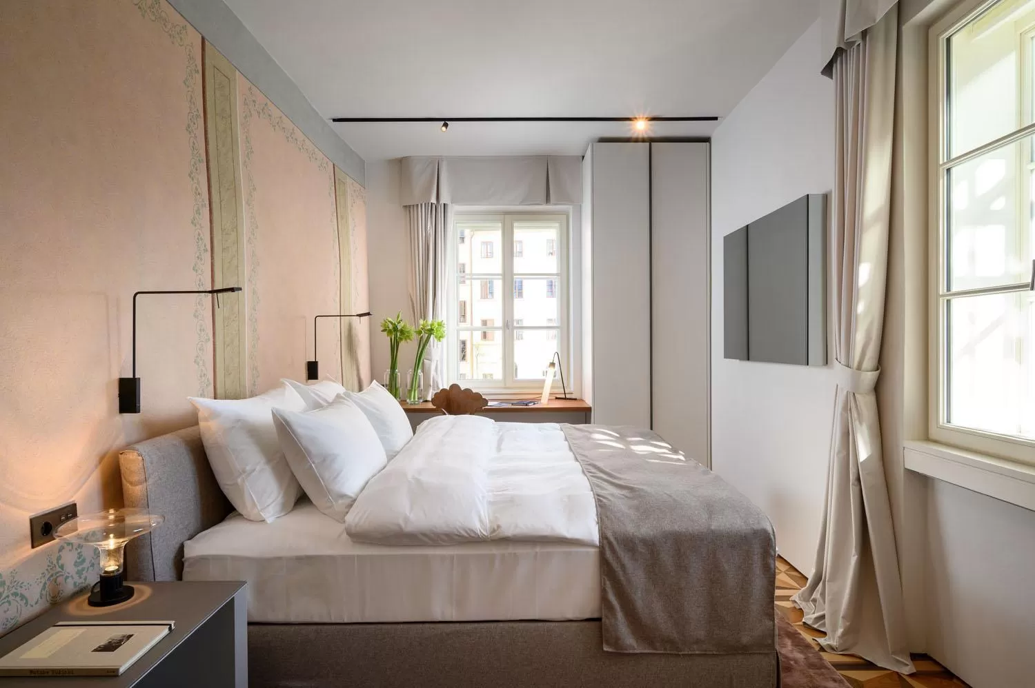 Bed in Zlata Ladjica Boutique Hotel