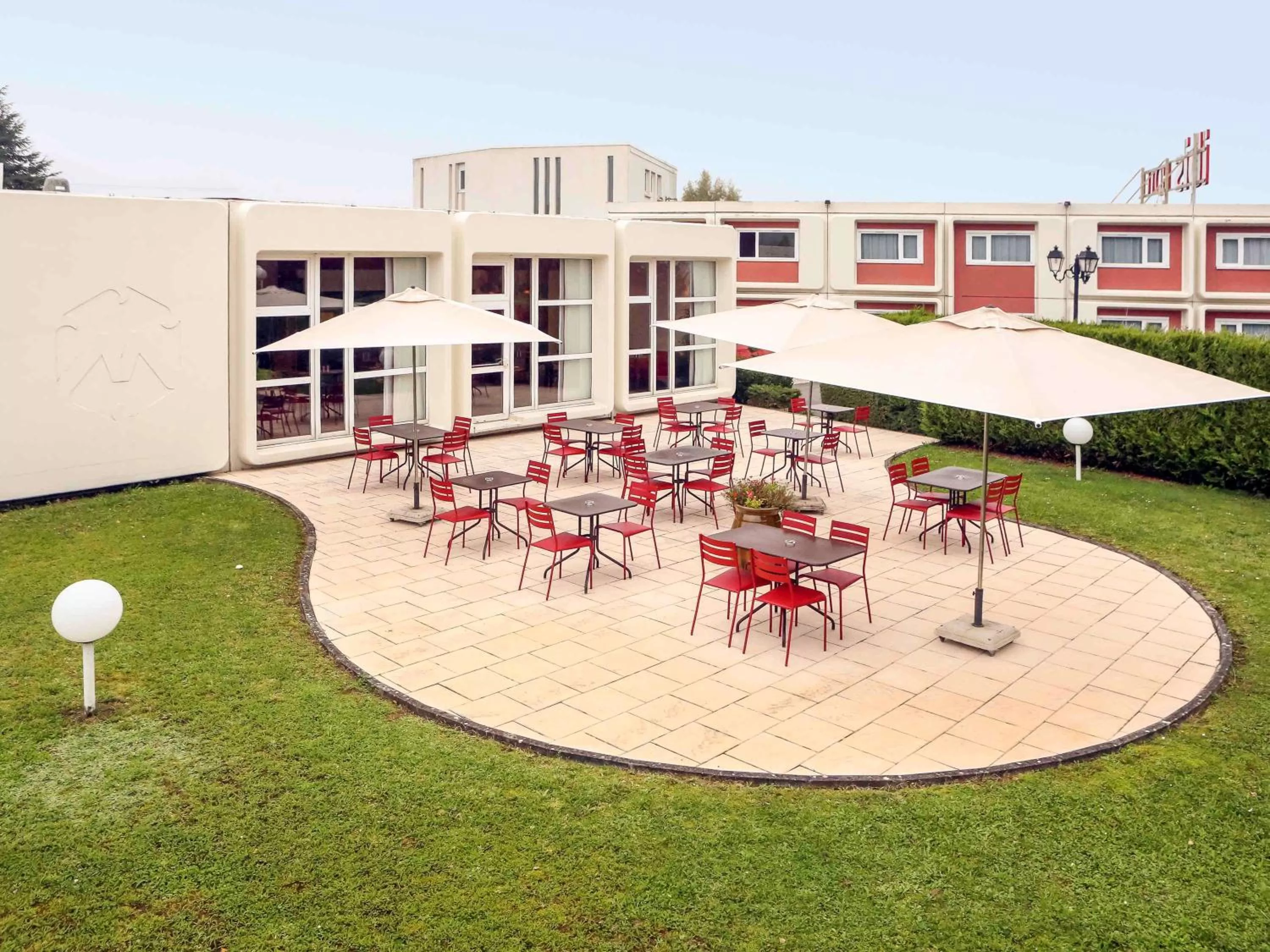 Other in ibis Charleville Mézières