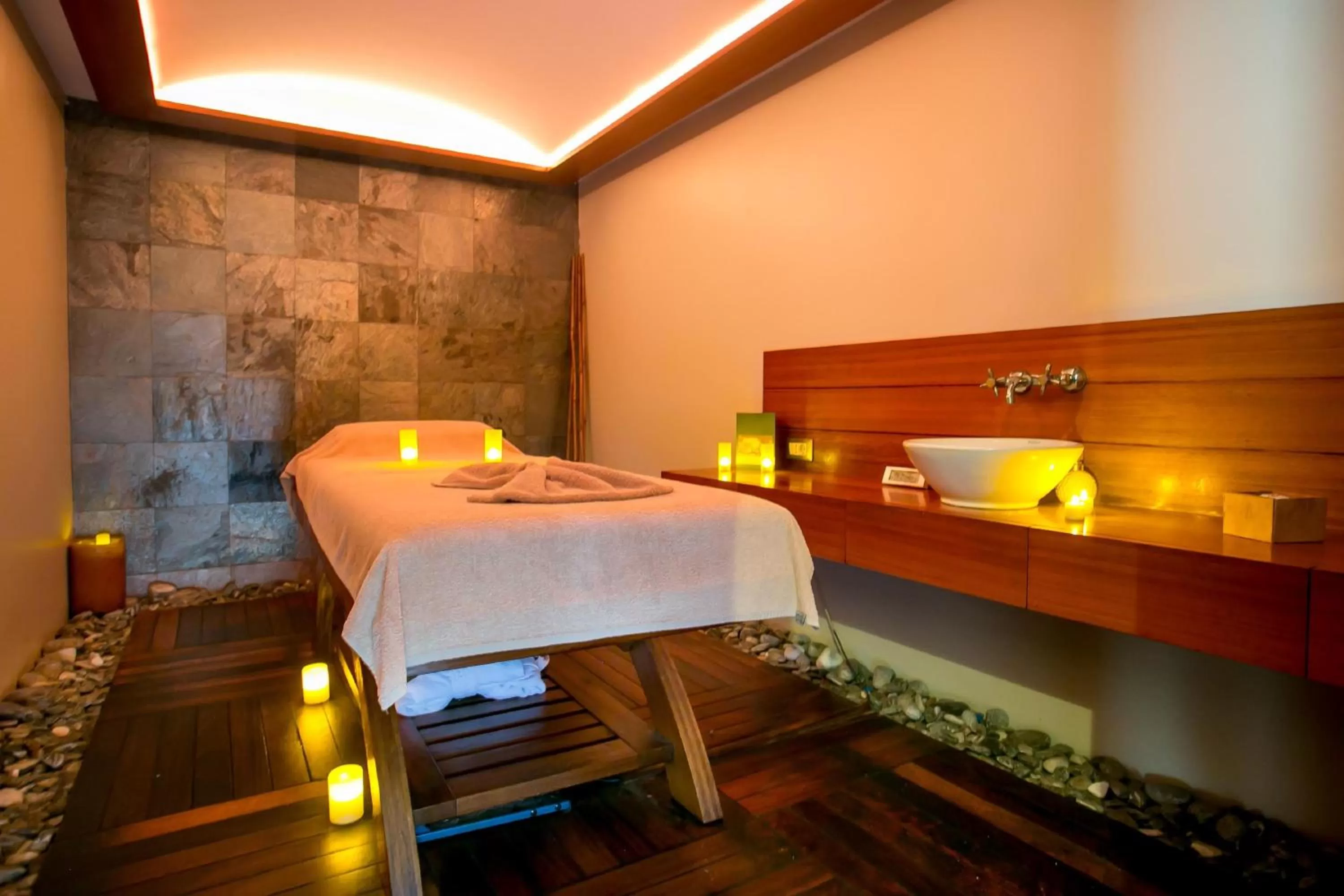 Fitness centre/facilities in Holiday Inn Istanbul City by IHG