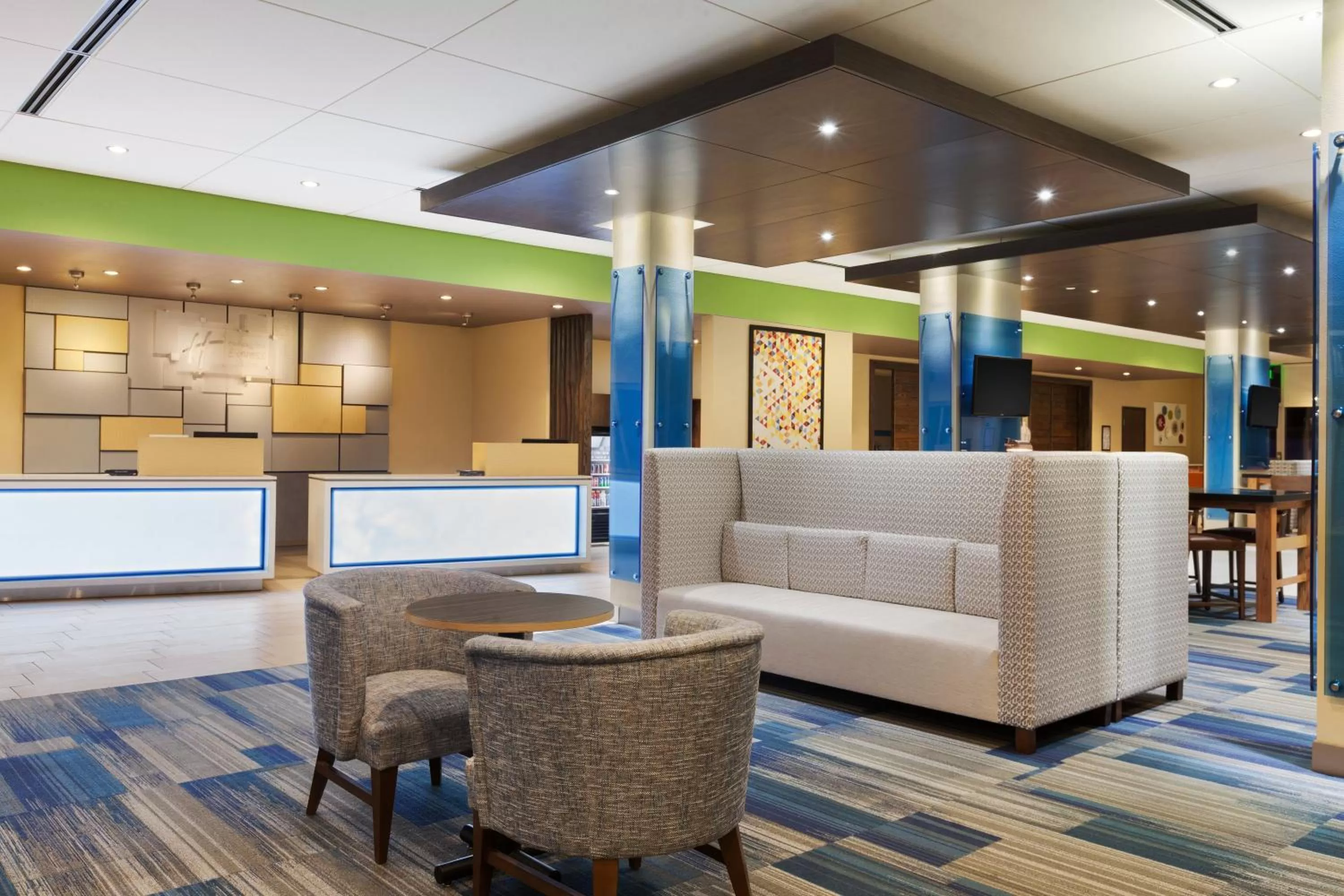Lobby or reception in Holiday Inn Express & Suites Edinburg- Mcallen Area, an IHG Hotel