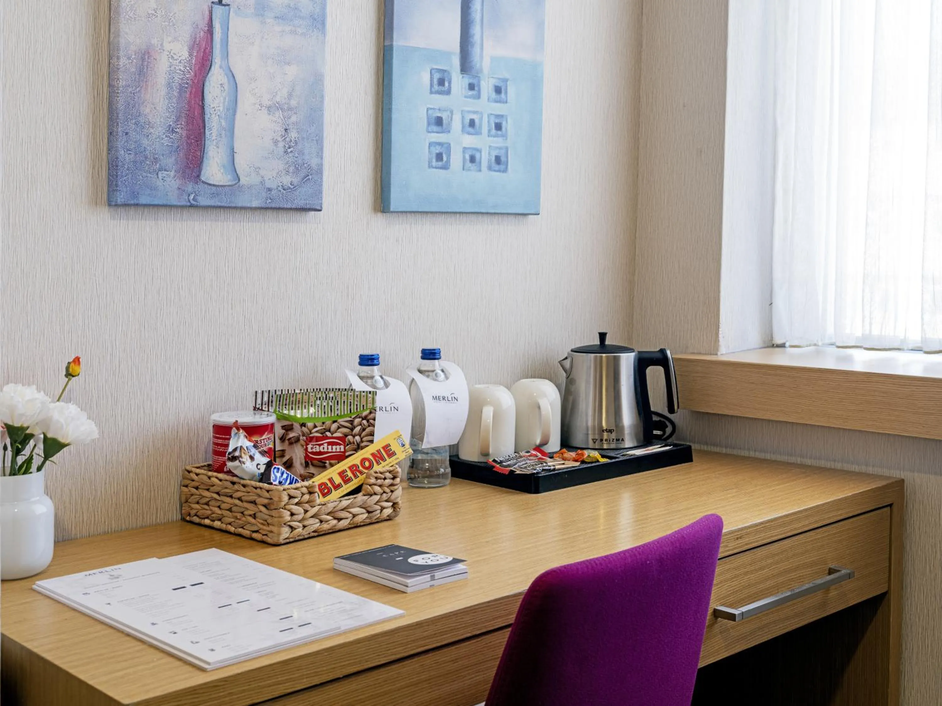 Coffee/tea facilities in Merlin Hotel İstanbul