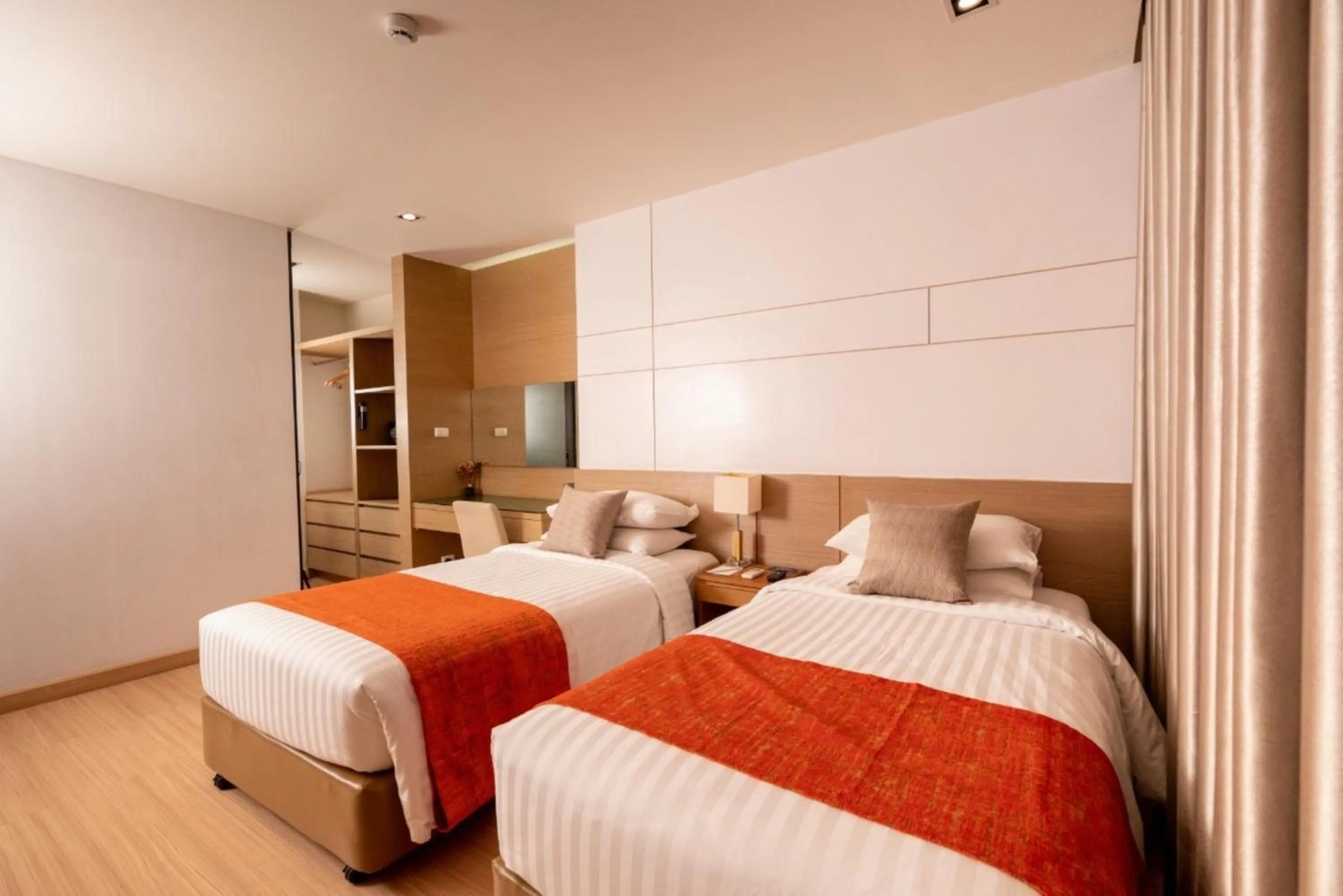 Bed in Sanae' Hotel Nimman