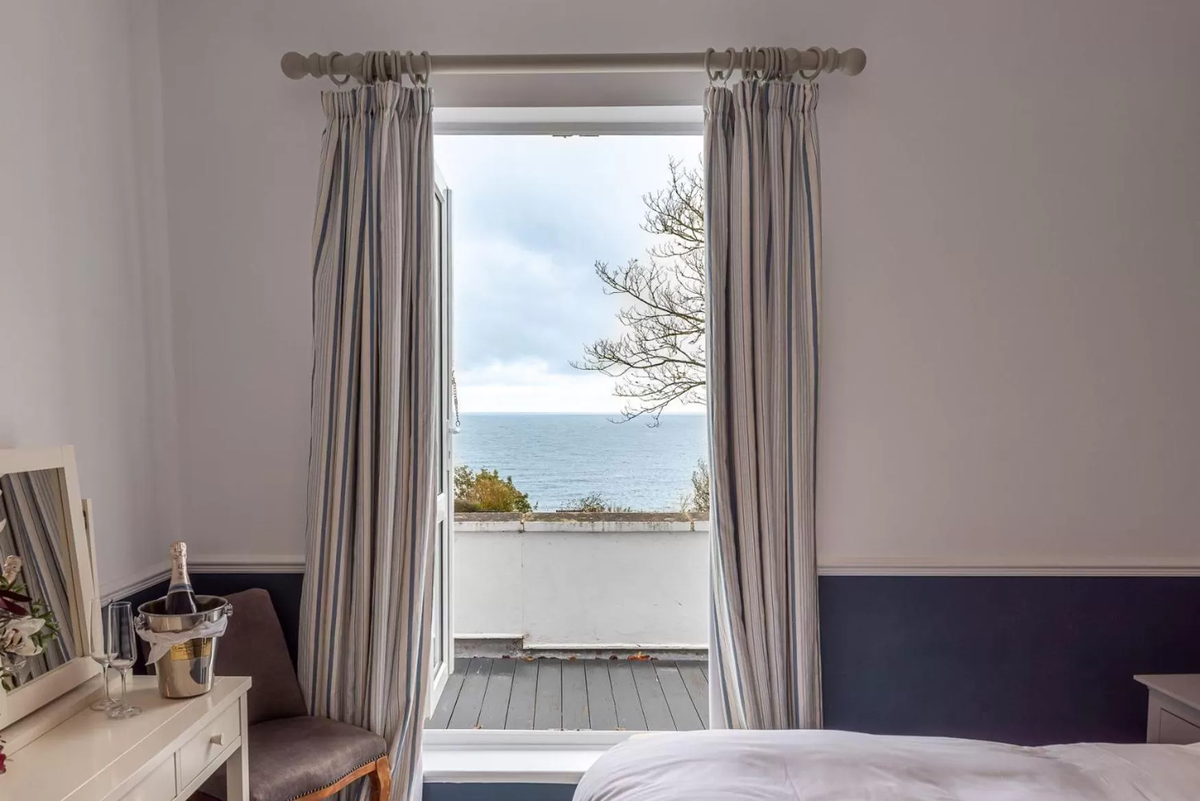 The White Lodge Hotel