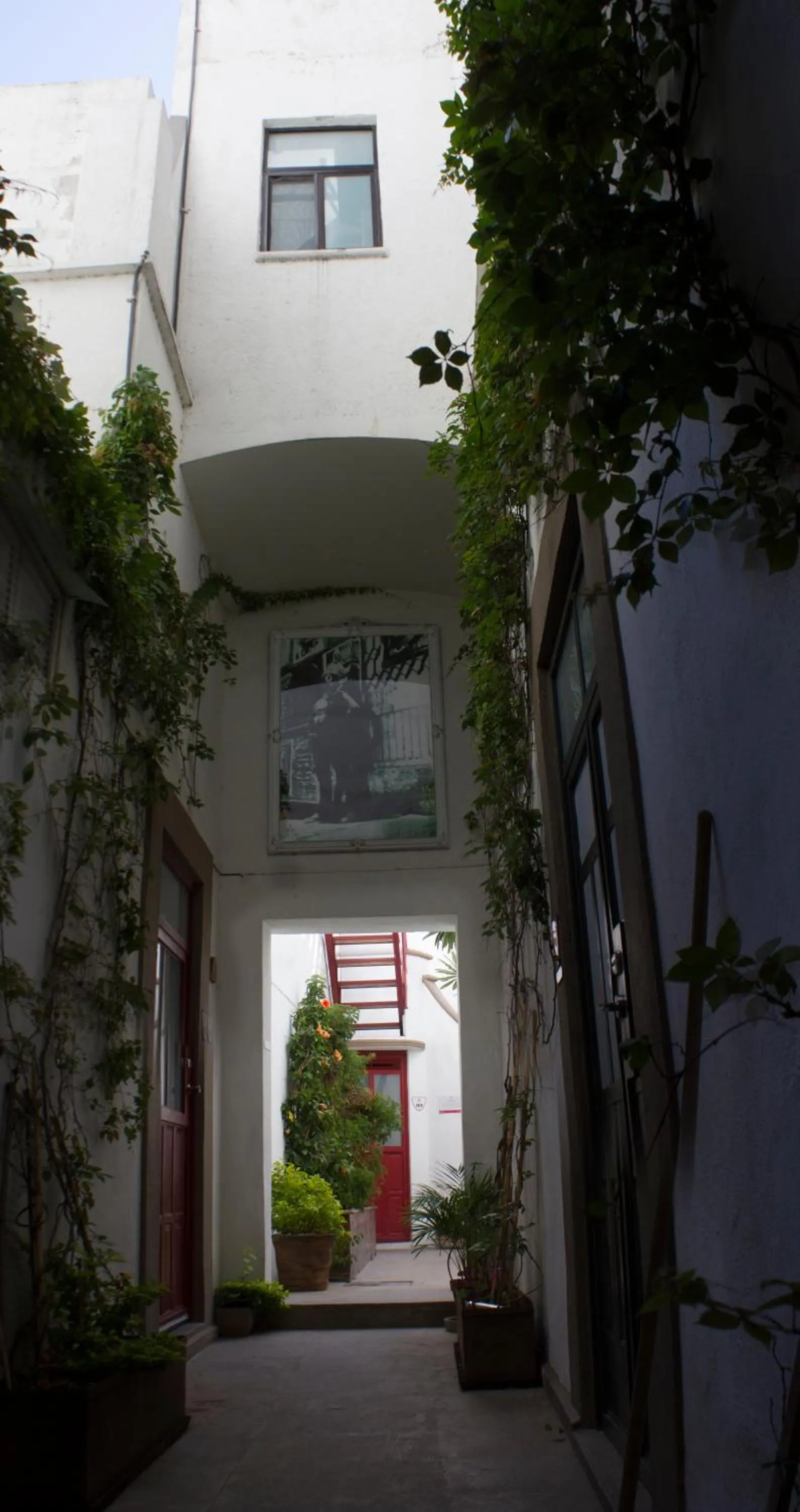 Property building in Kuku Ruku Hotel