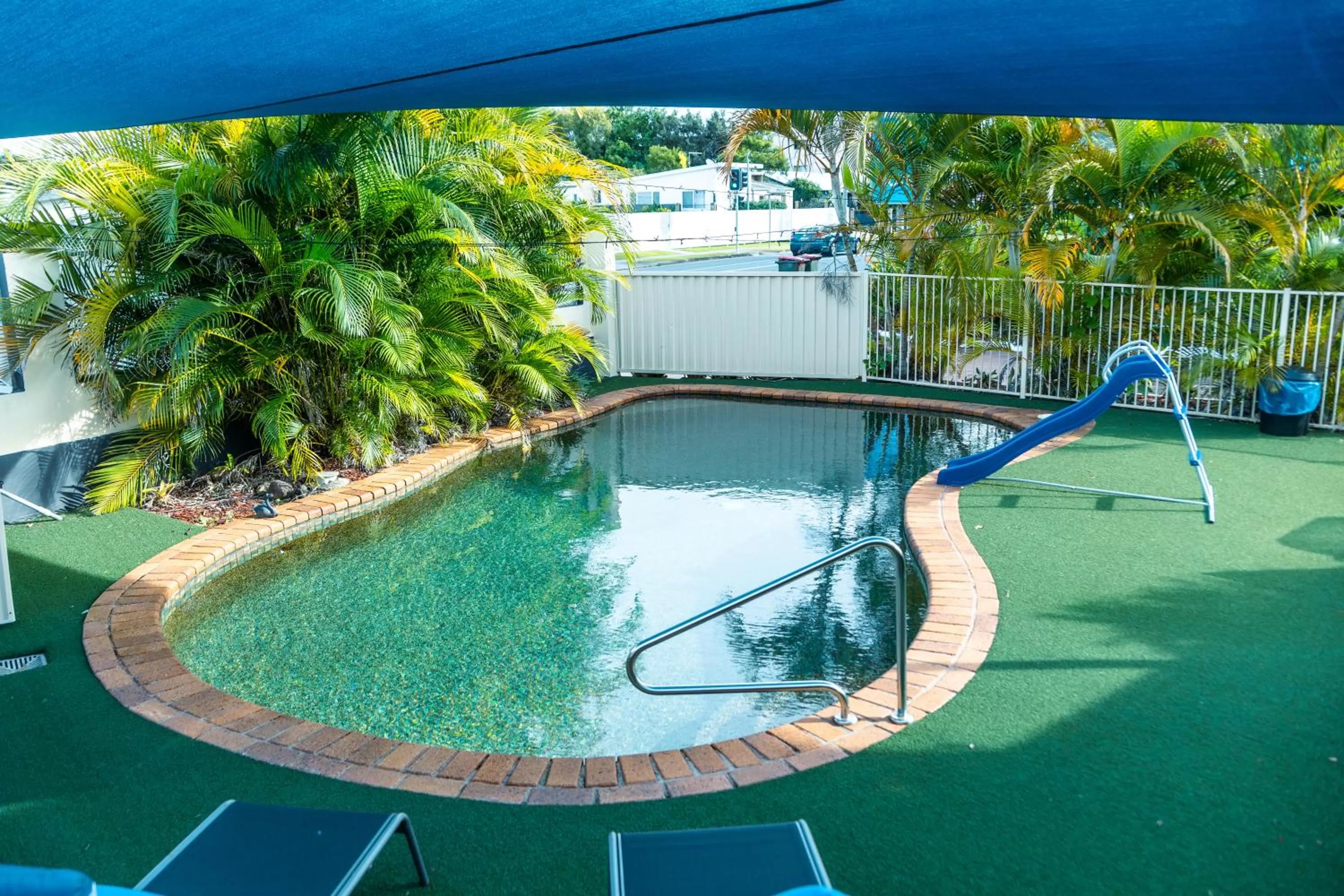 Kennedy Drive Boutique Motel - Close To City Centre & Airport