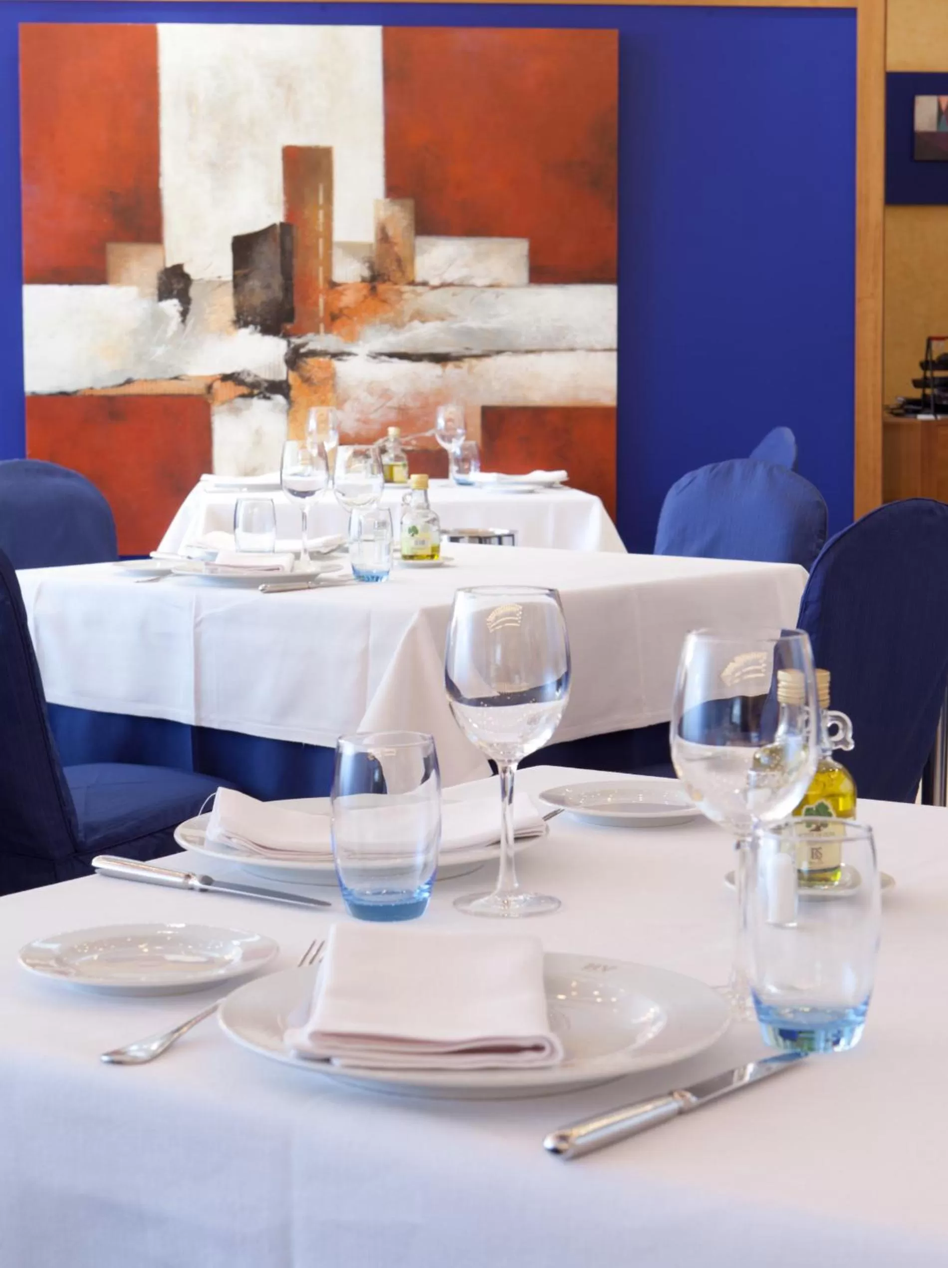 Restaurant/places to eat in Hotel Villamadrid