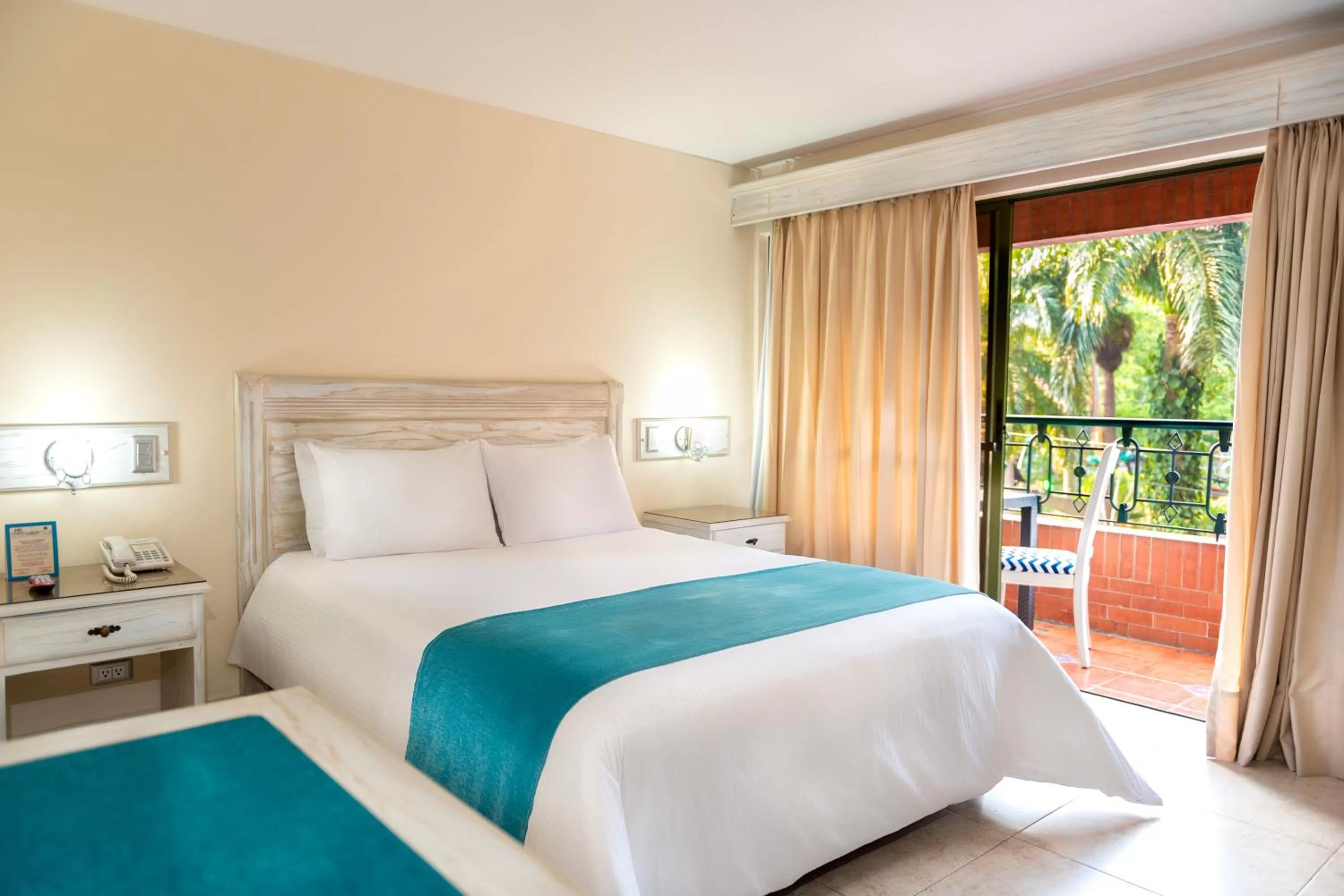 Bed in Hotel Obelisco