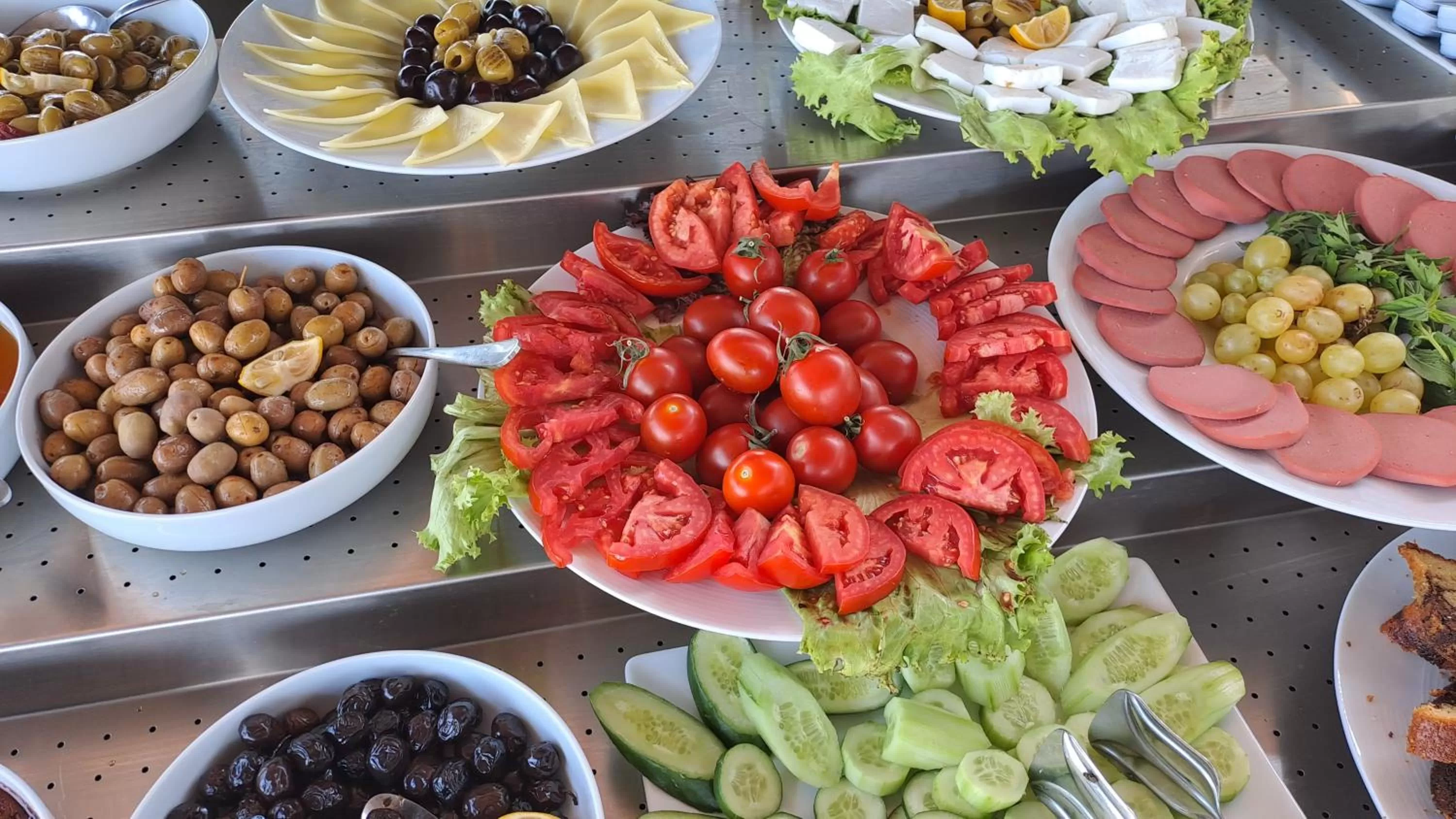 Restaurant/places to eat in Taksim Terrace Hotel