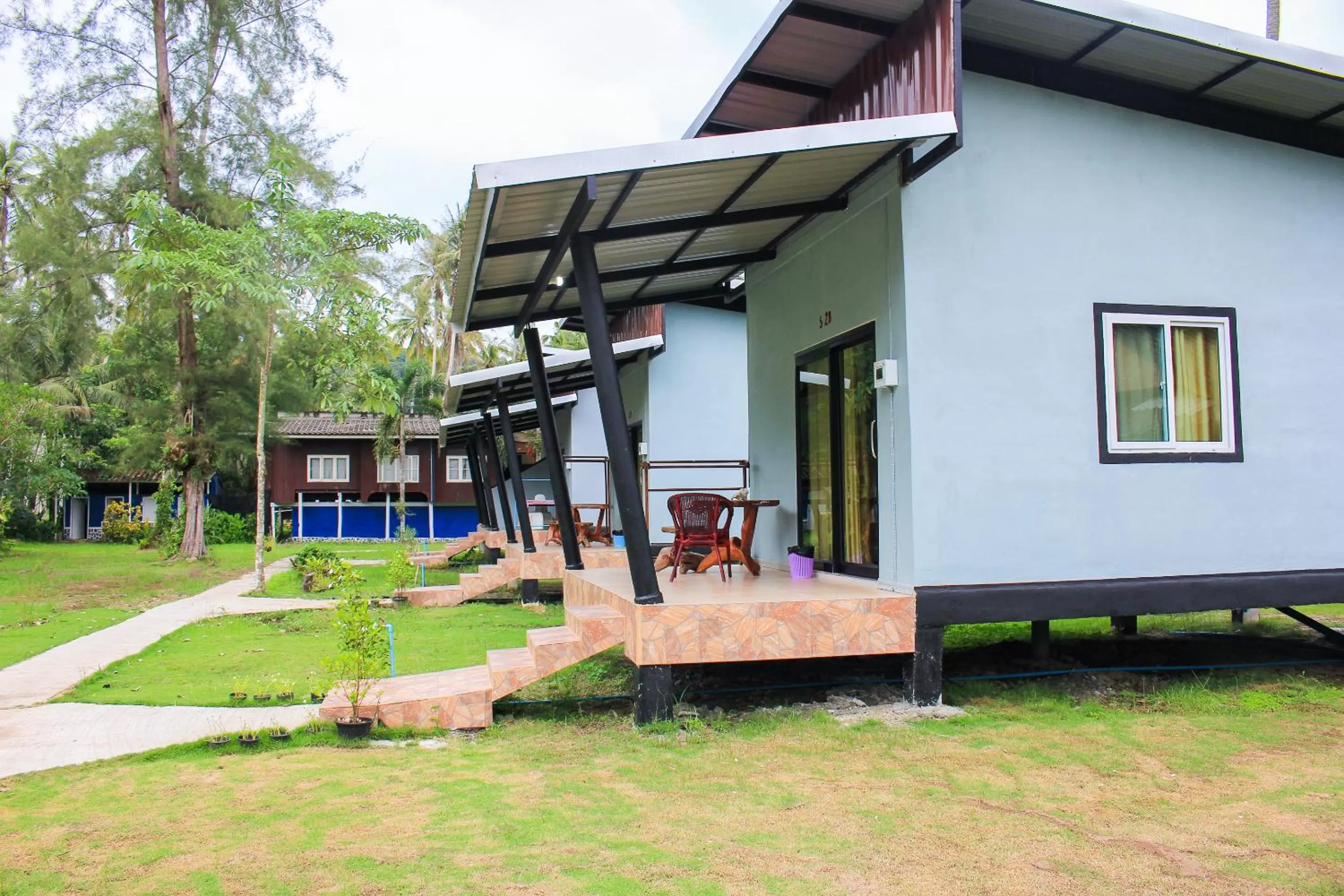 Property building in Koh Kood Far East Resort