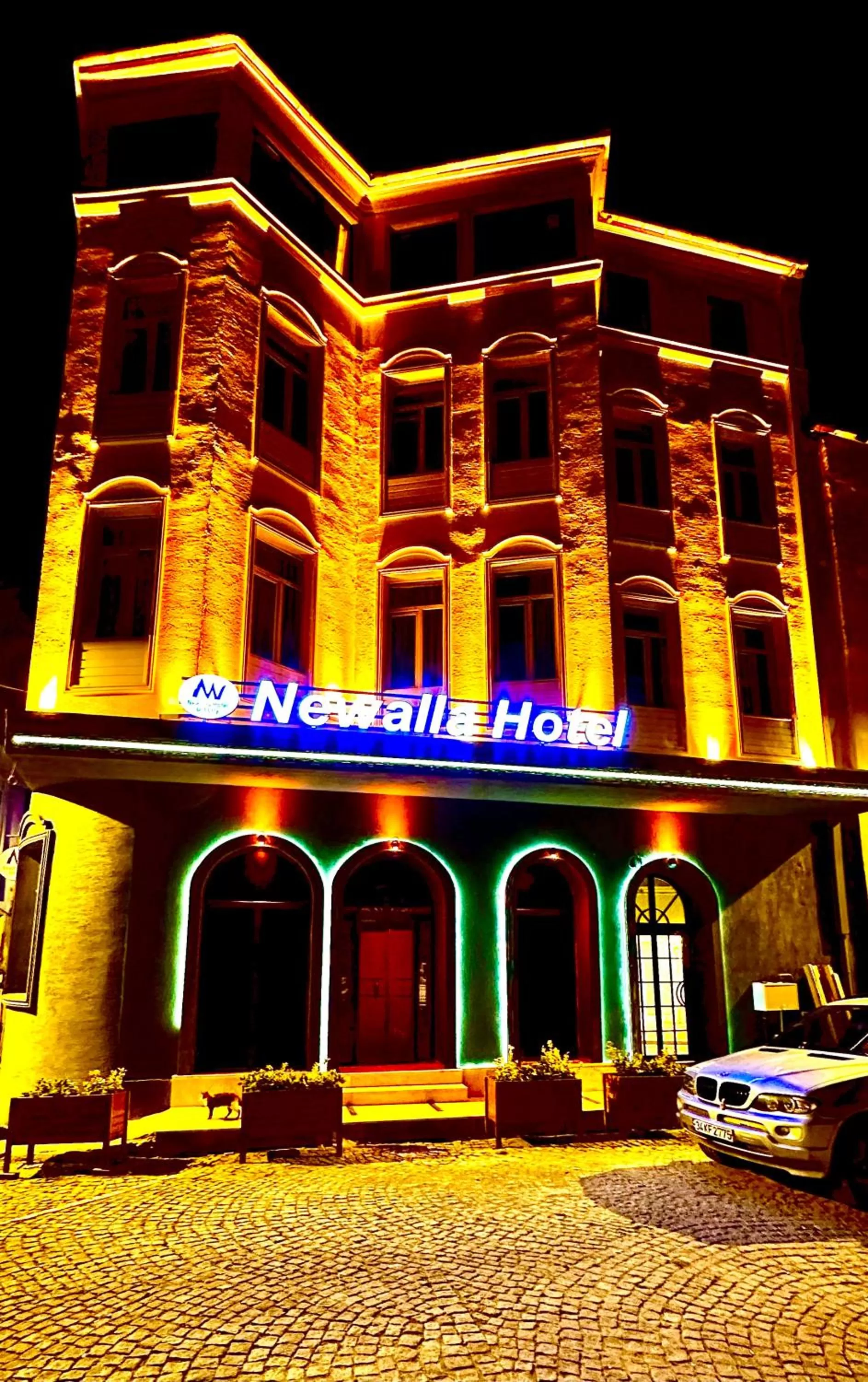 Property building in Newalla Hotel Old City