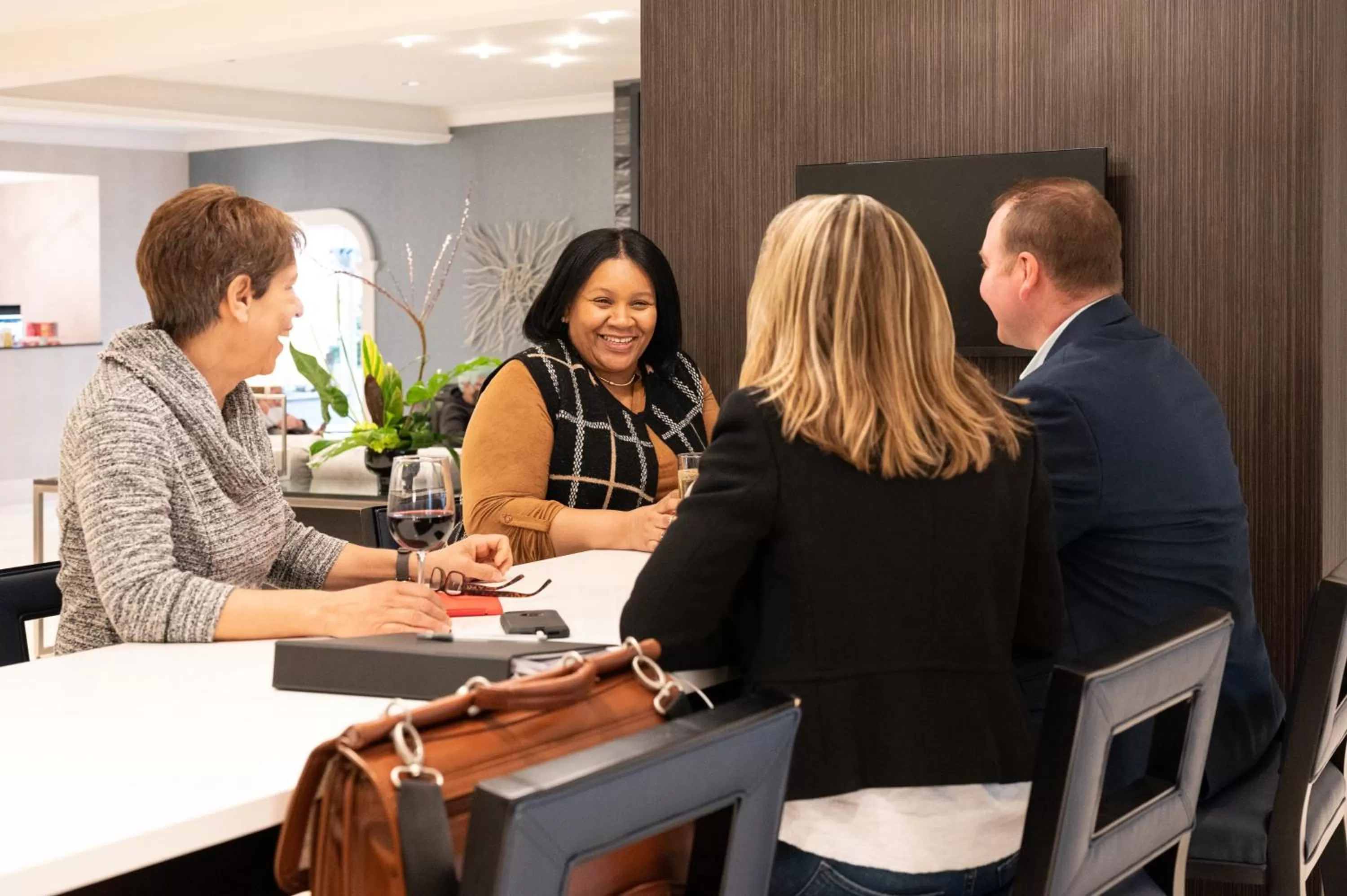 Property building in Crowne Plaza Albany - The Desmond Hotel