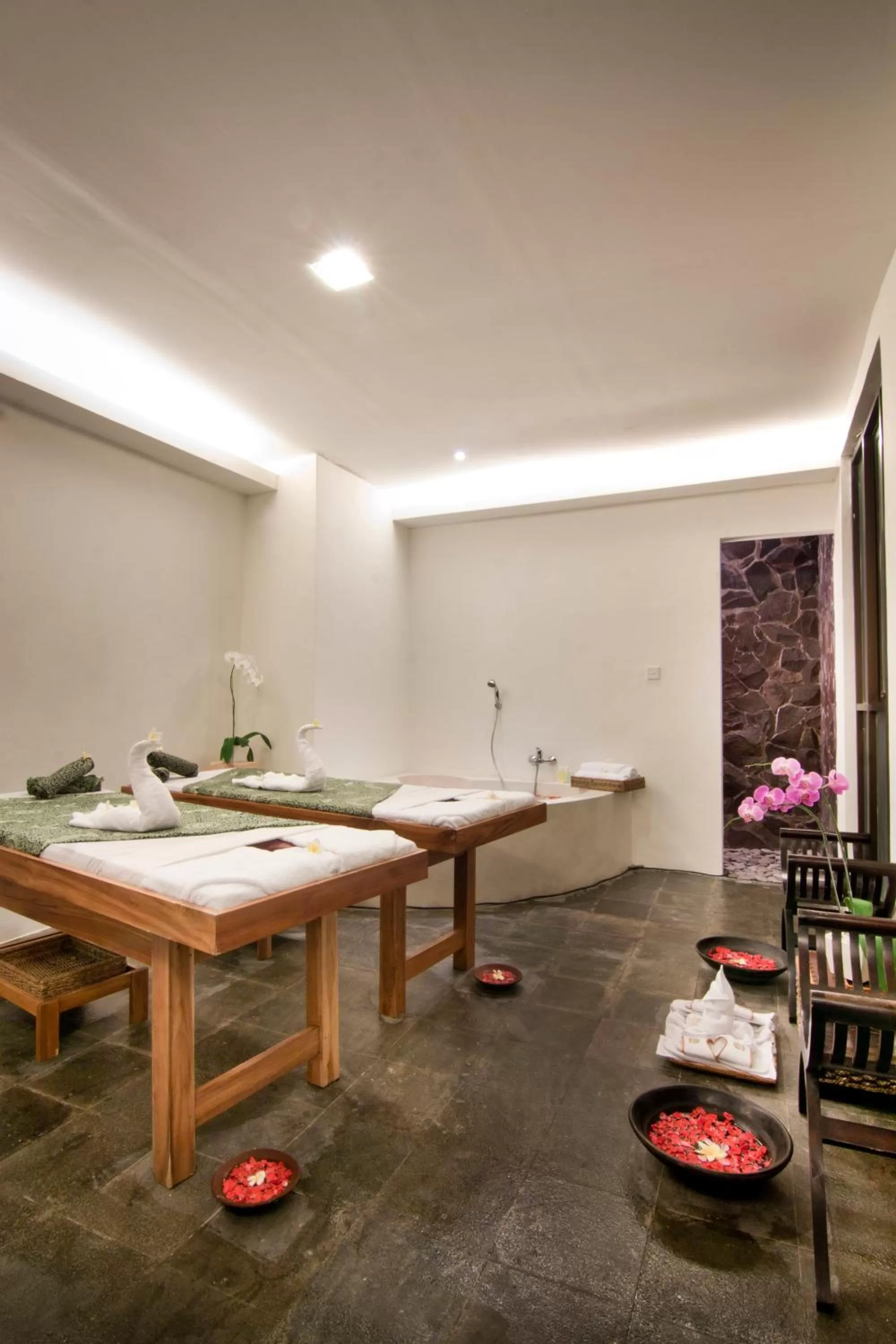 Spa and wellness centre/facilities in Best Western Kuta Villa