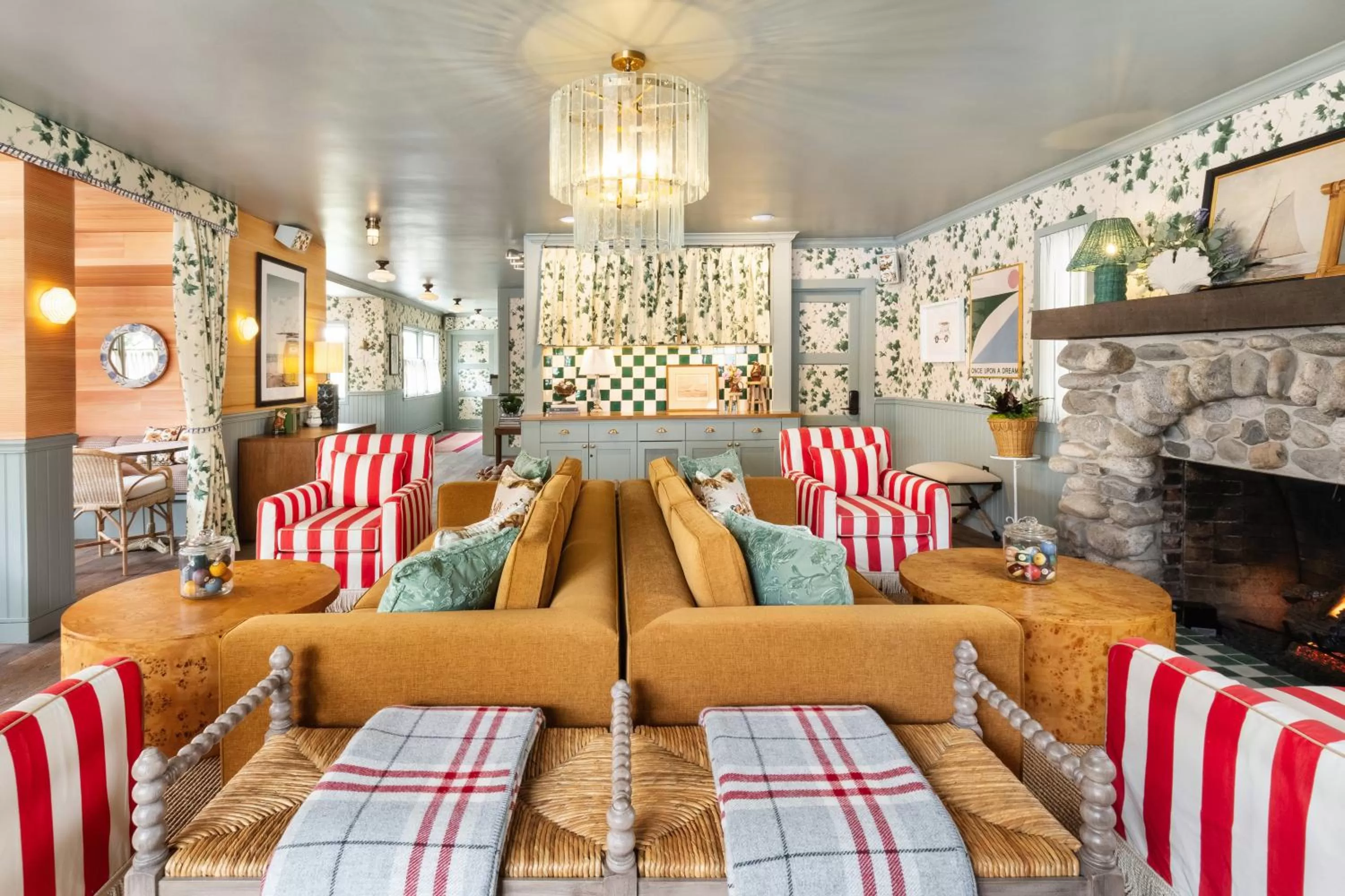 Seating area in Le Petit Pali at 8th Ave