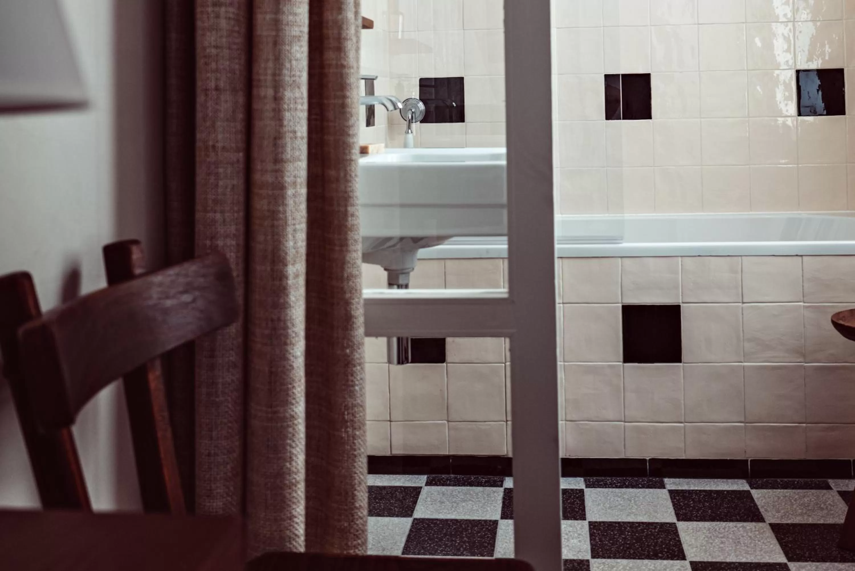 Bathroom in Hotel des Académies et des Arts