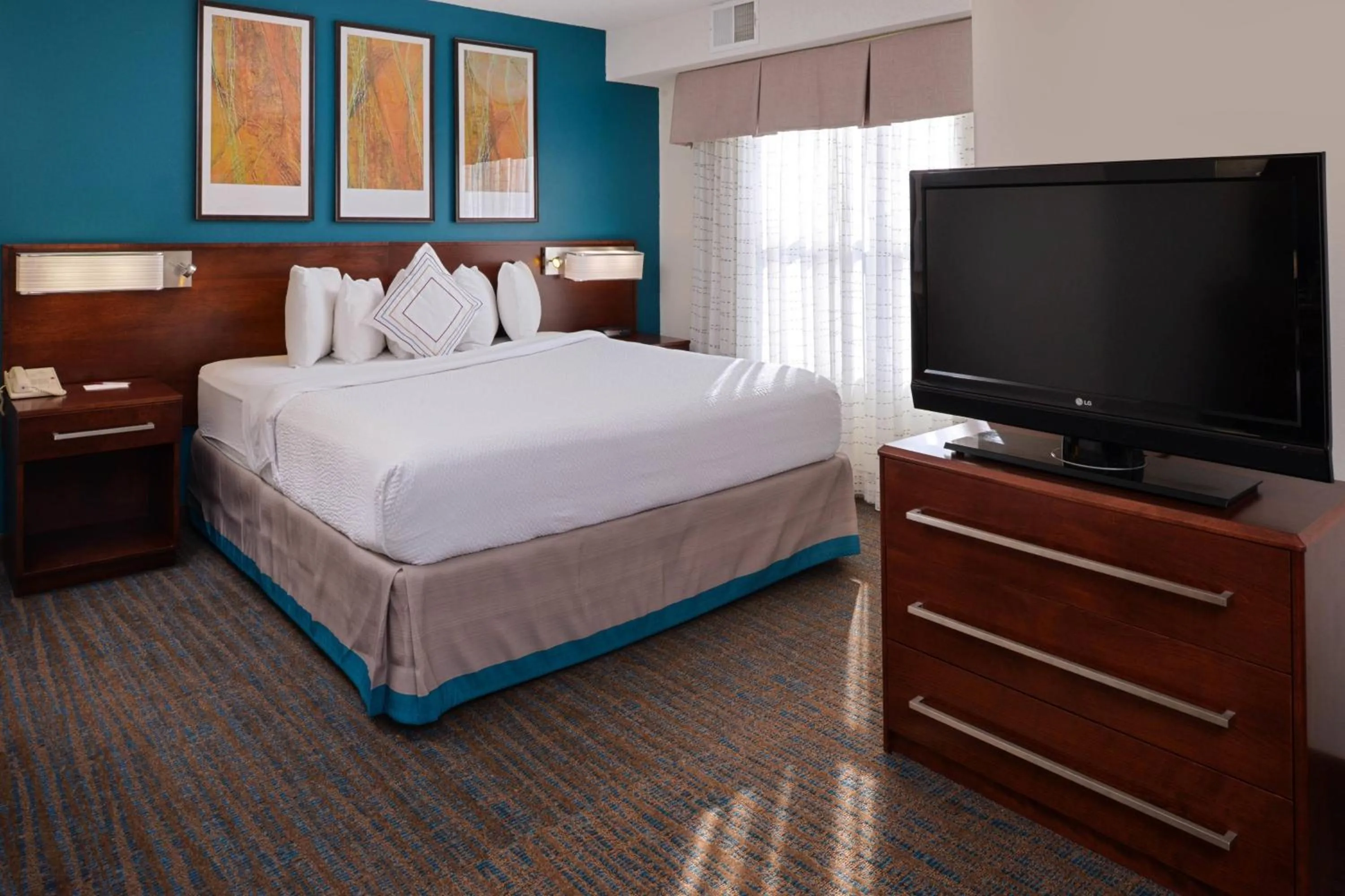 Photo of the whole room, Bed in Residence Inn by Marriott Dayton Troy