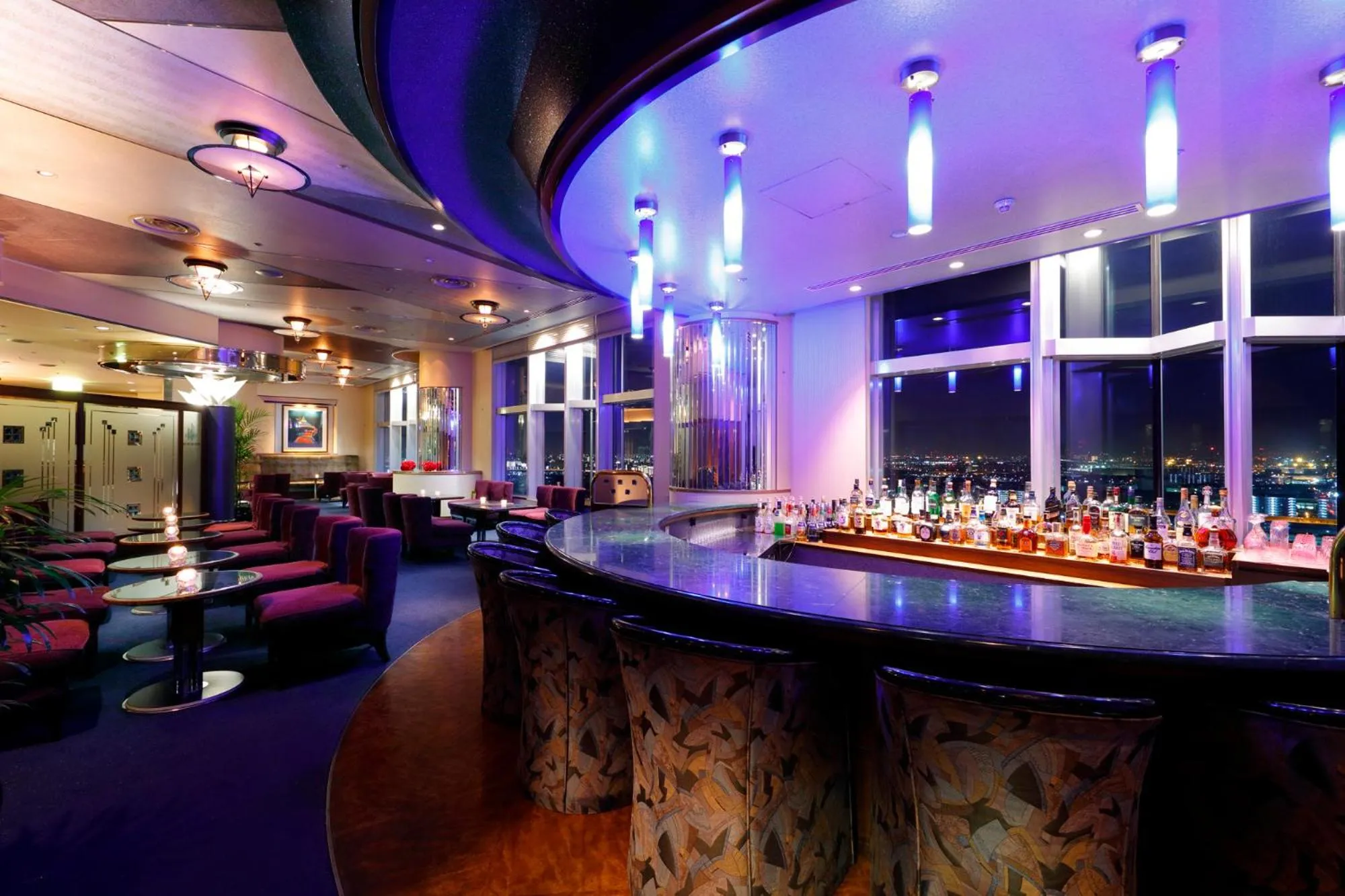 Lounge or bar in Miyako Hotel Amagasaki