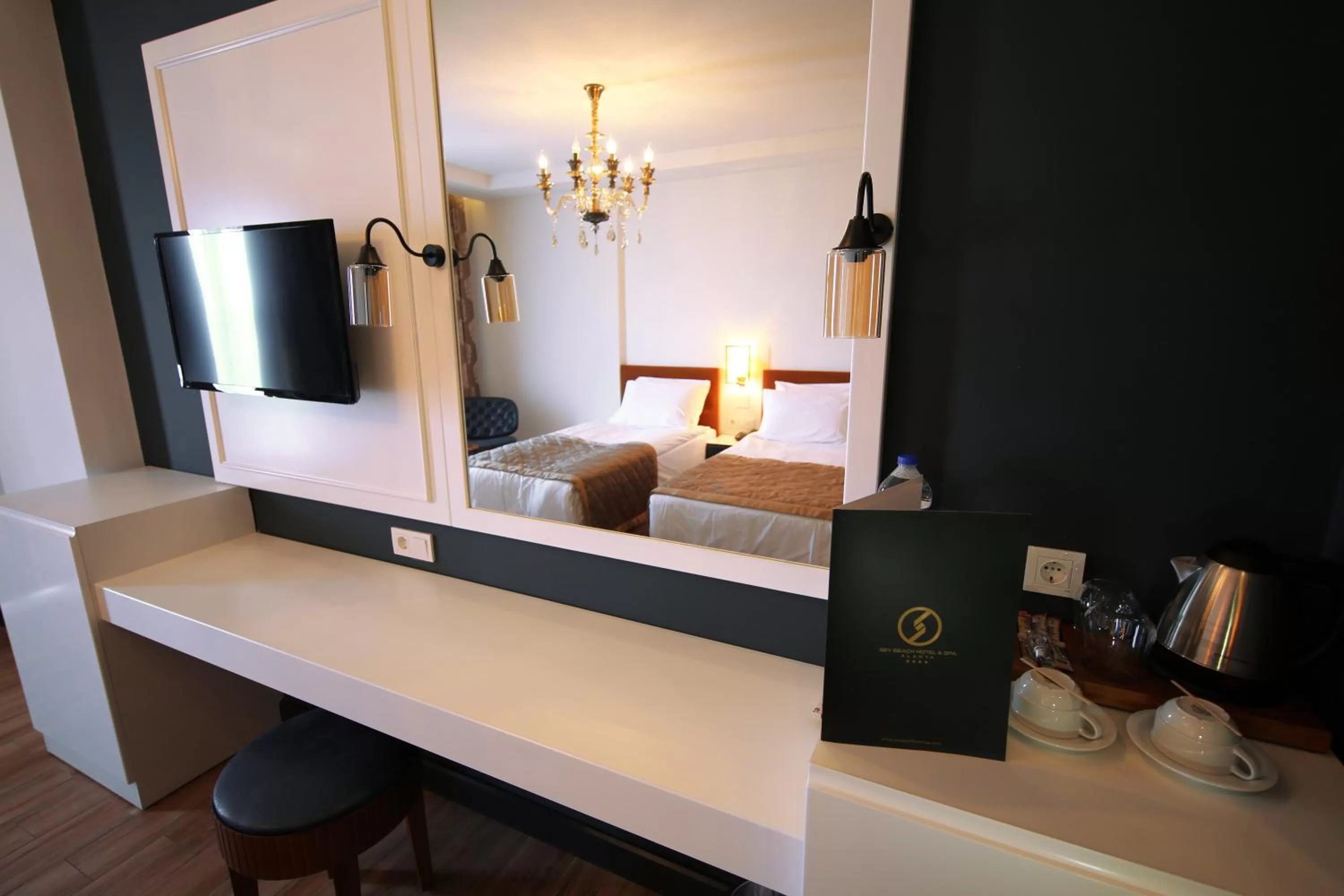 Massage, Bed in Sey Beach Hotel & Spa