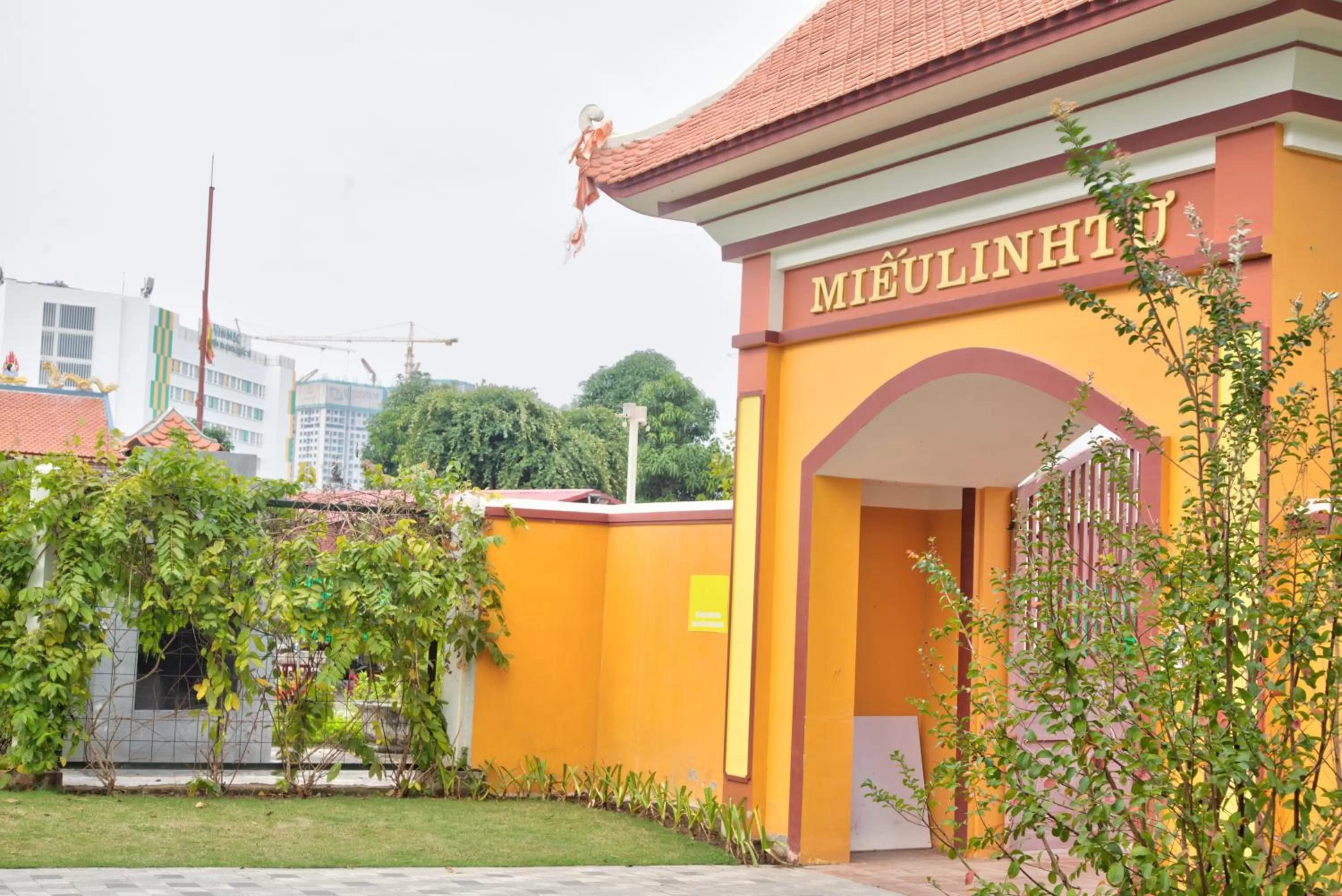 Nearby landmark in The Flamboyant #StayWork Vinhomes Marina