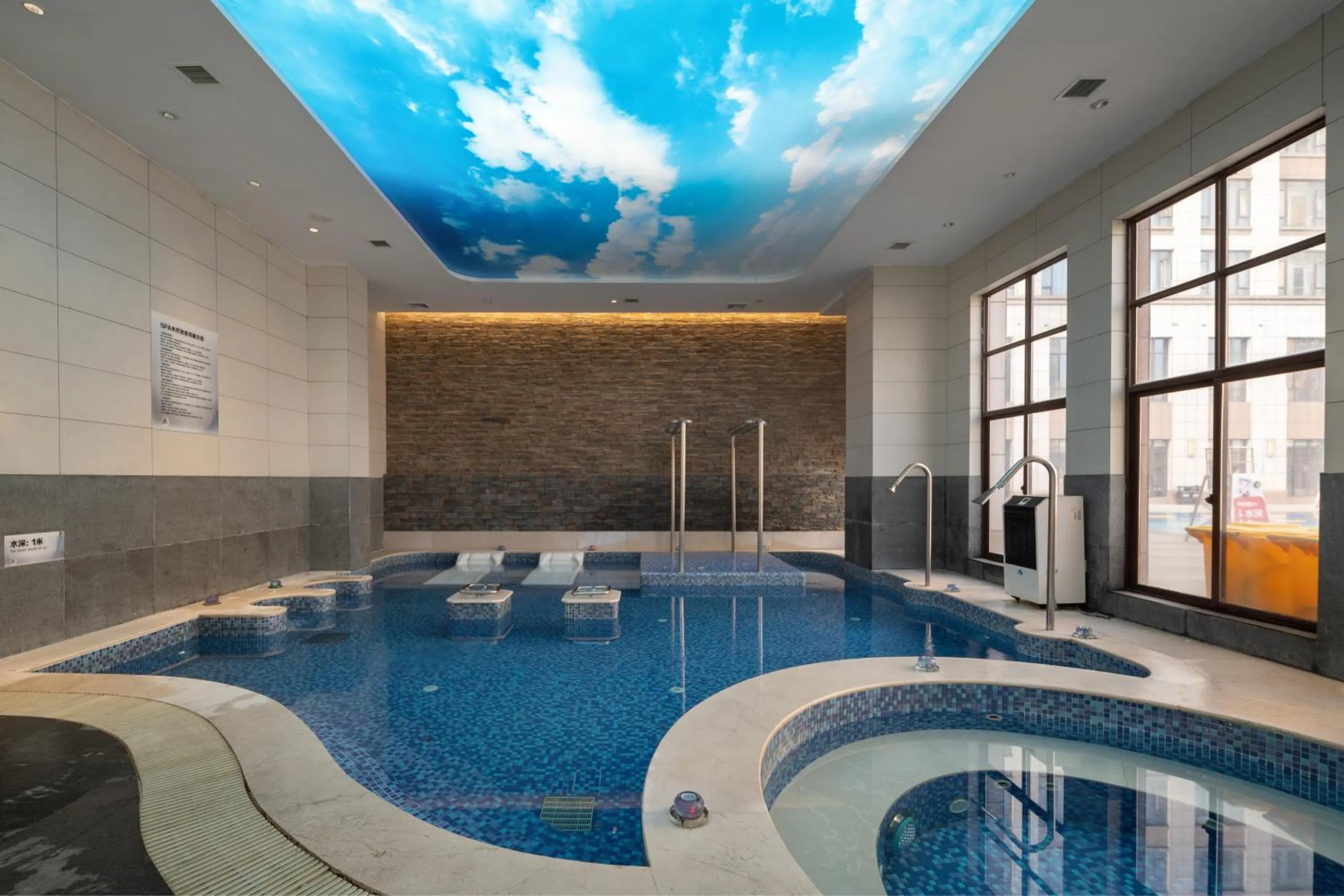Swimming pool in Holiday Inn Express Jinjiang Anhai by IHG
