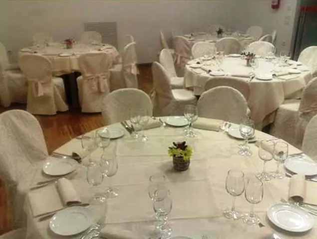 Restaurant/places to eat in Schio Hotel