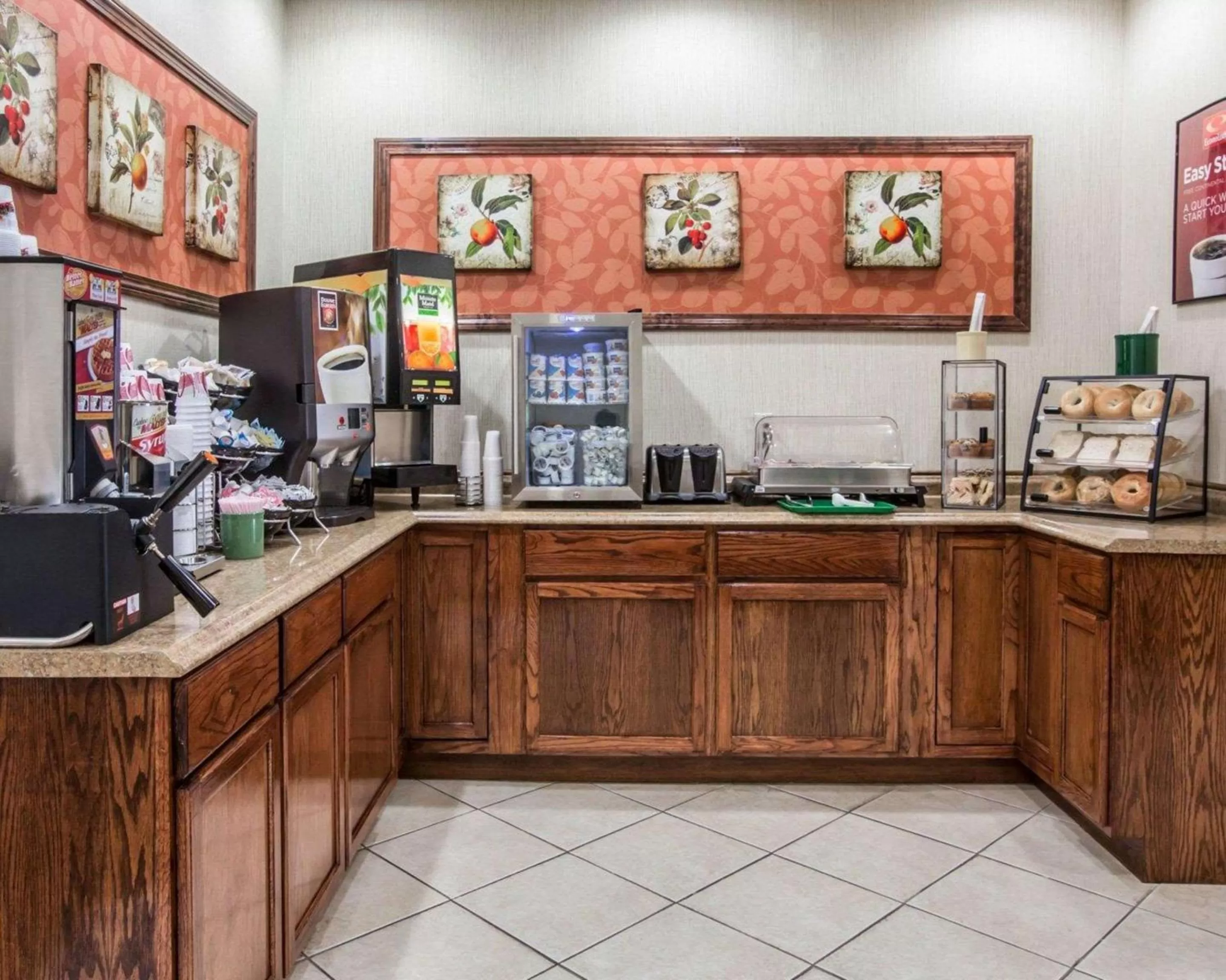 Restaurant/places to eat in Econo Lodge Lakes Region