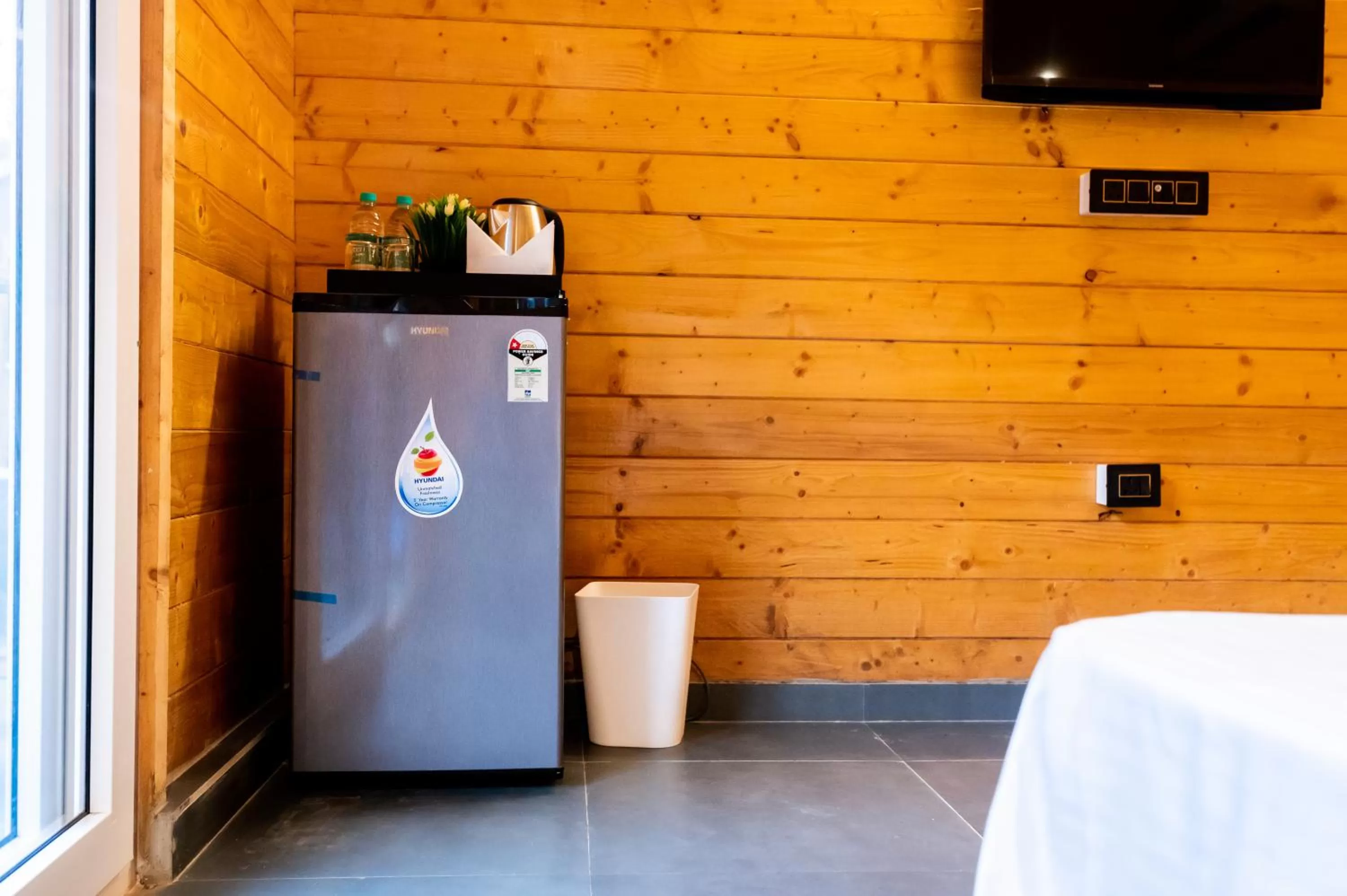 oven, Kitchen/Kitchenette in Tranquill Riverside Luxury Cottages With Bathtub, Candolim