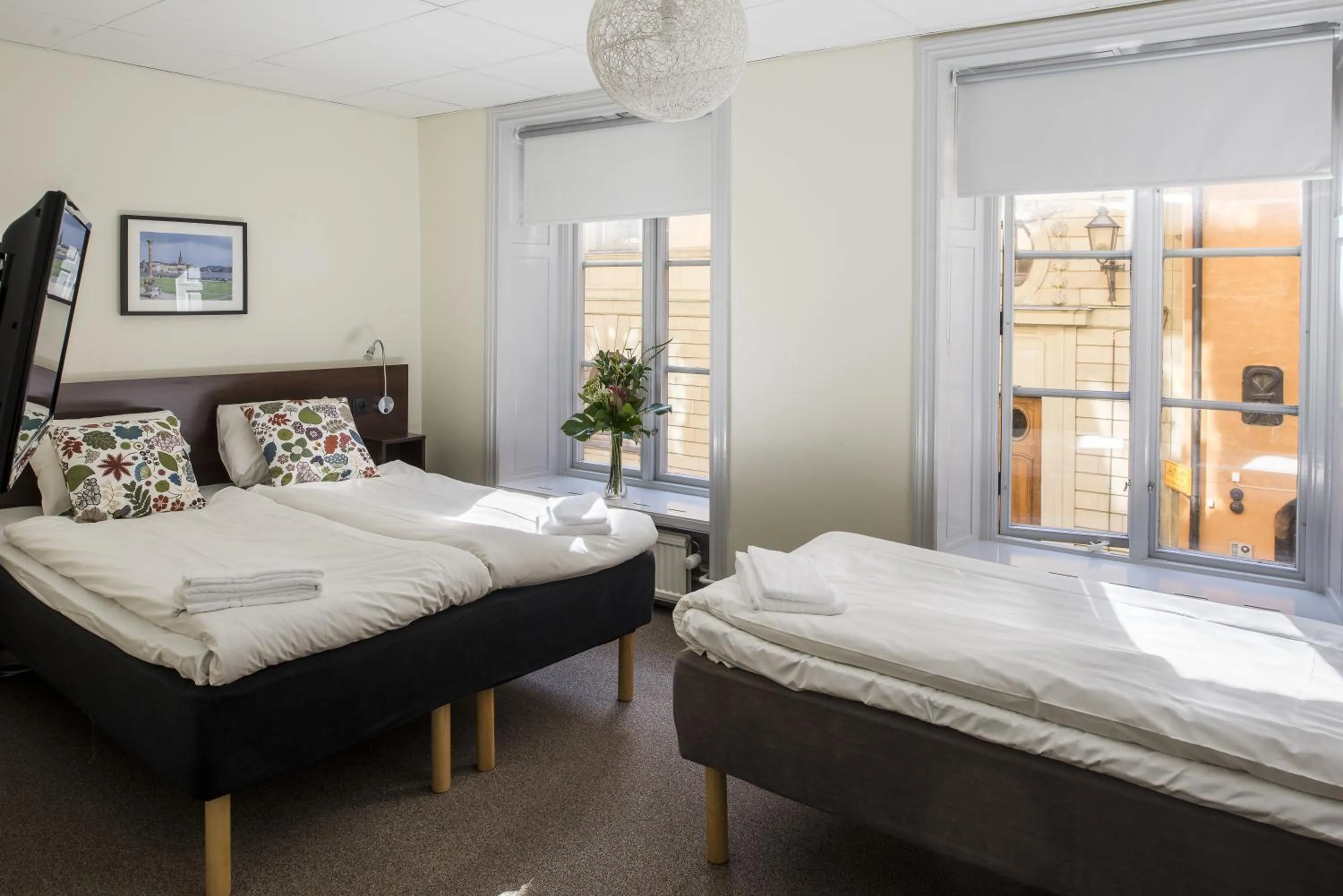Bedroom, Bed in Castle House Inn