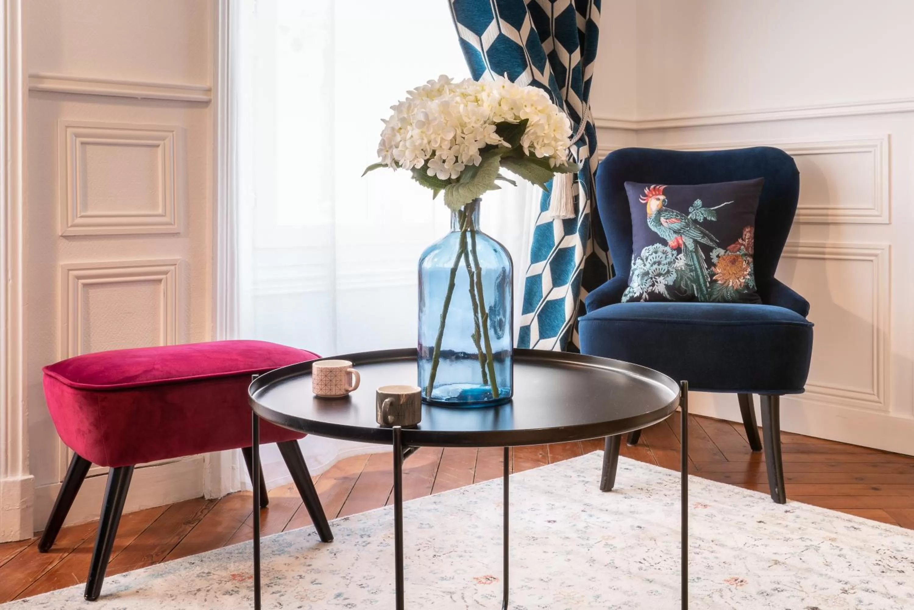 Living room in TOWNHOUSE TROUVILLE - Appart'Hotel & Studios