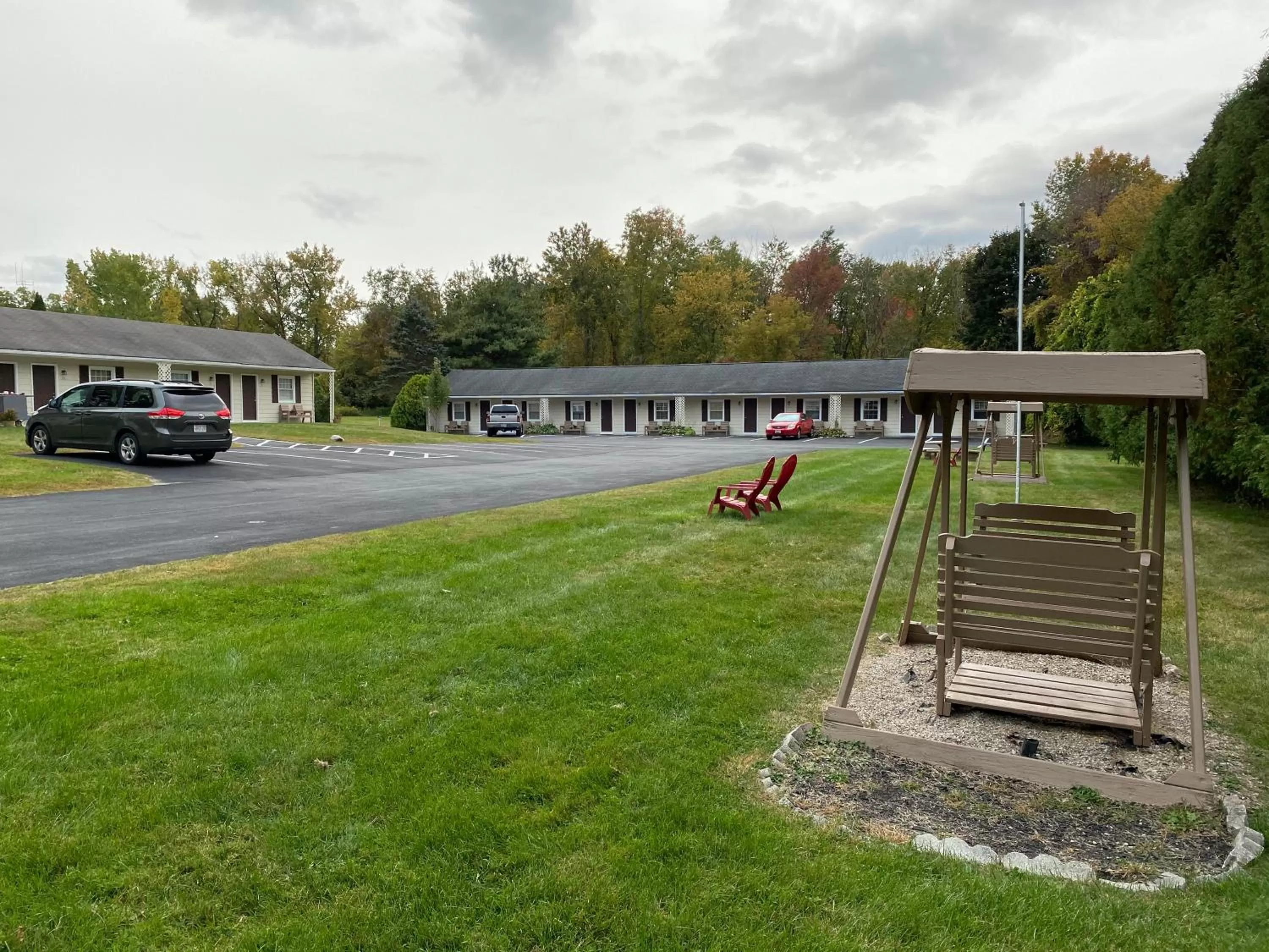 Property building in Villager Motel
