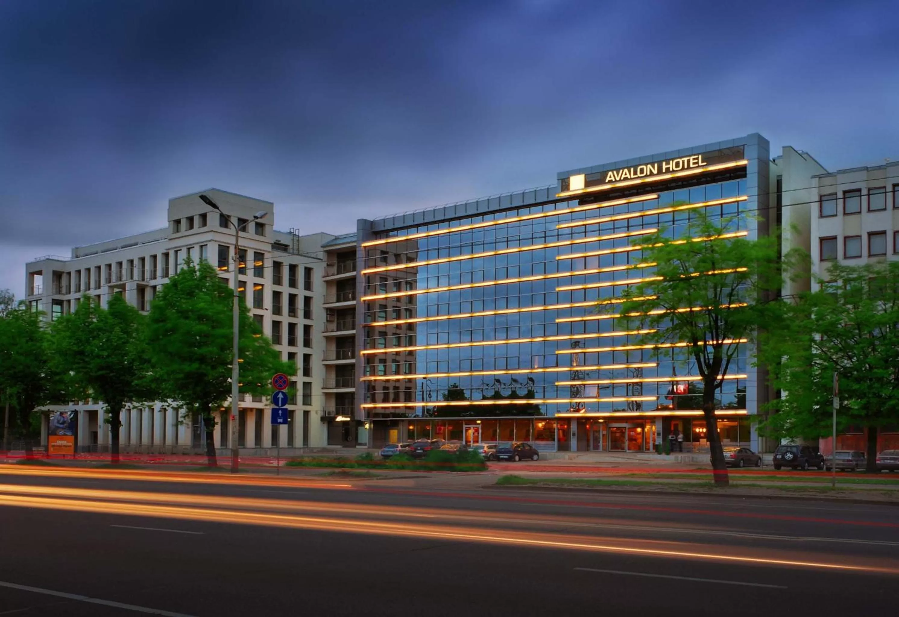 Facade/entrance in Avalon Hotel & Conferences