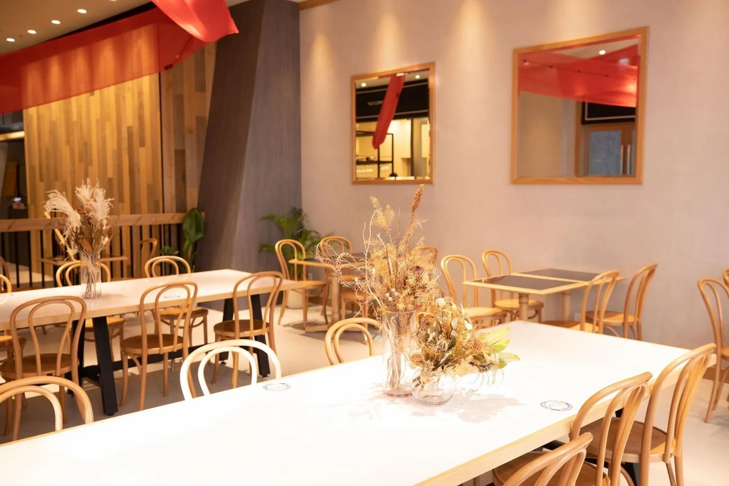 Restaurant/places to eat in Hotel Dans Le Coeur Osaka Umeda