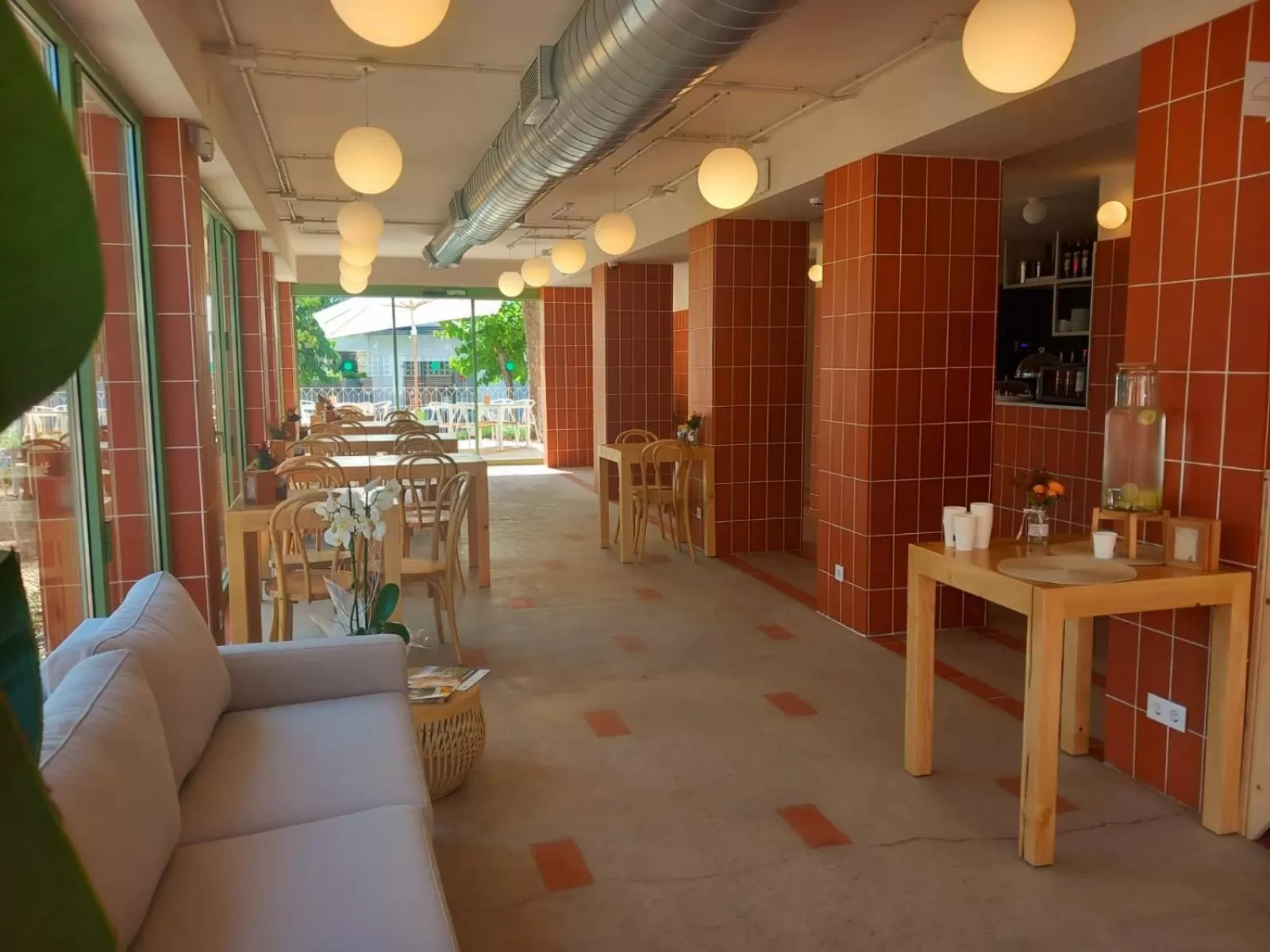 Restaurant/places to eat, Seating Area in Terra Aurea Aparthotel