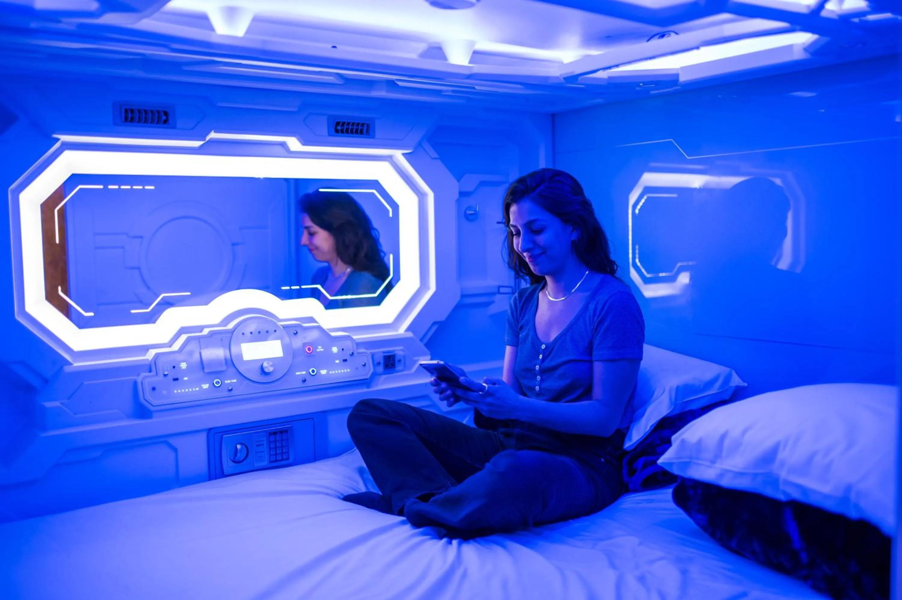 Bed in Space Q Capsule Hotel