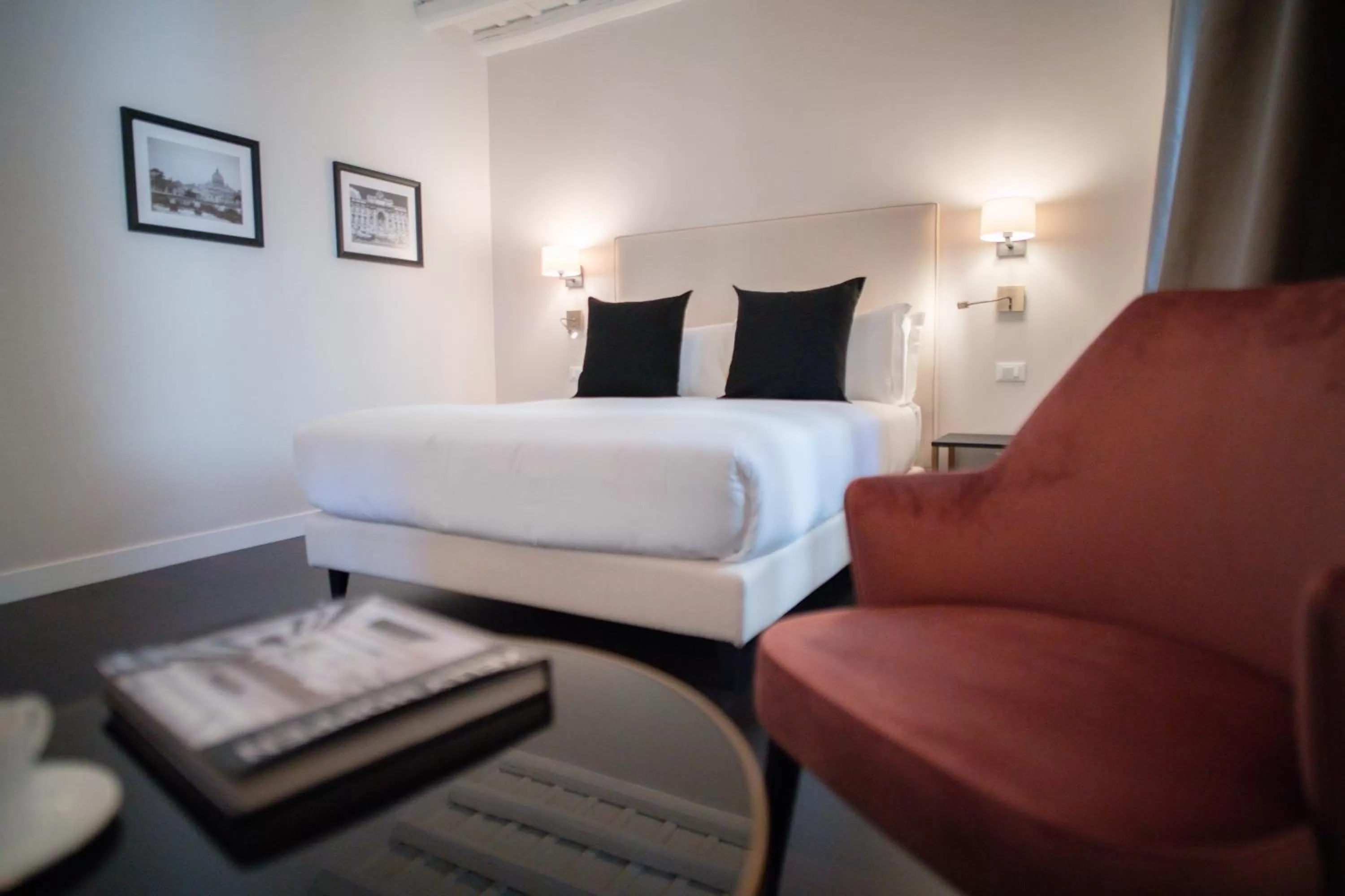 Bedroom, Bed in Kame Hall