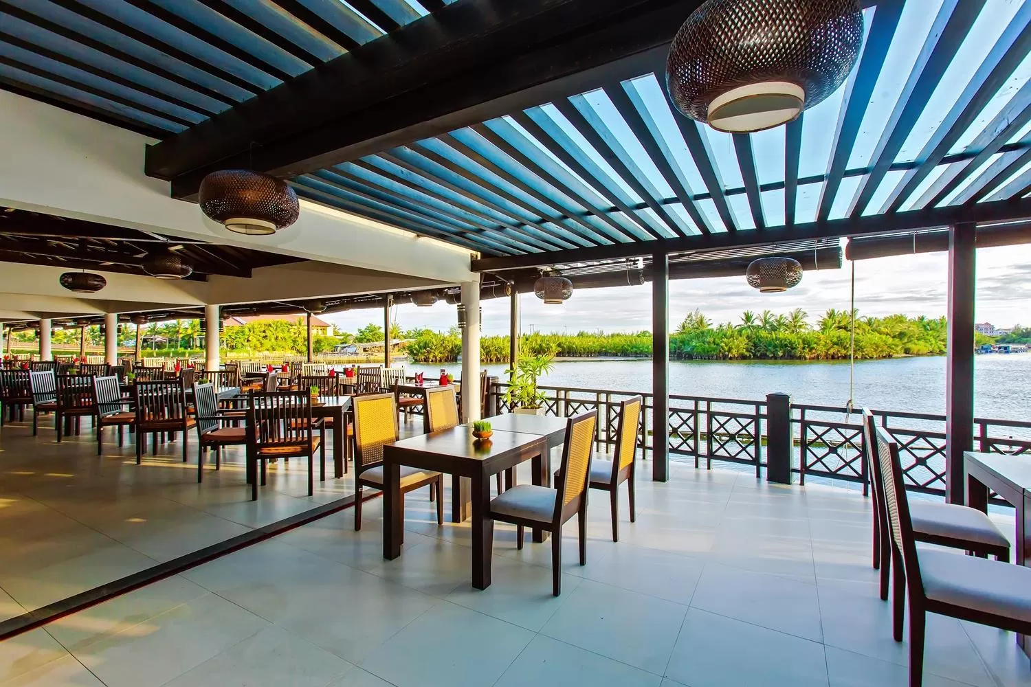 Restaurant/places to eat in Hoi An Beach Resort