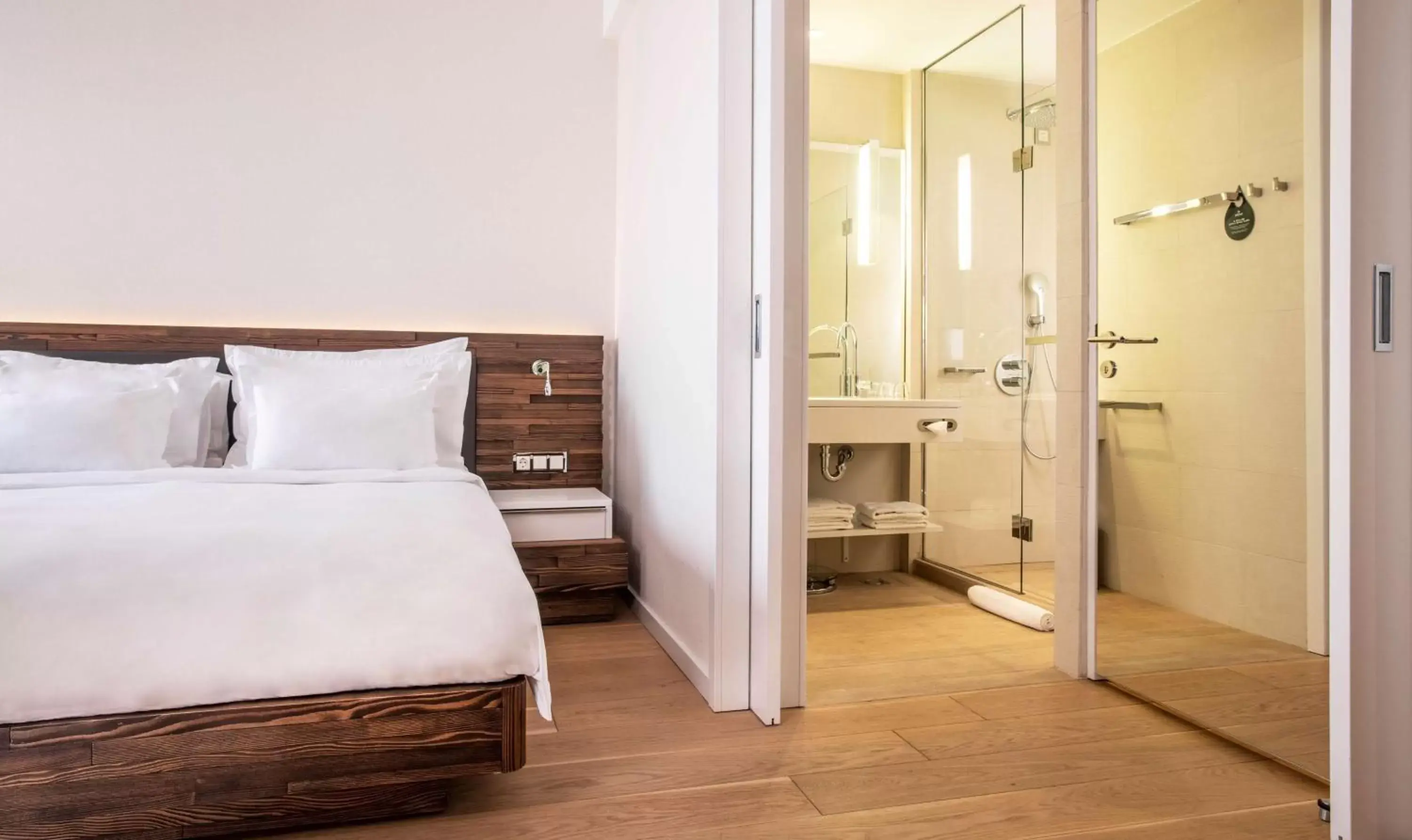 Collection Executive Room with Lounge Access in Radisson Collection Hotel, Old Mill Belgrade Collection Executive Room with Lounge Access in Radisson Collection Hotel, Old Mill Belgrade