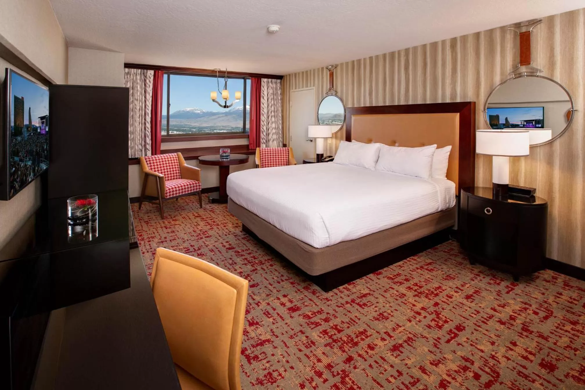 Photo of the whole room, Bed in Nugget Casino Resort