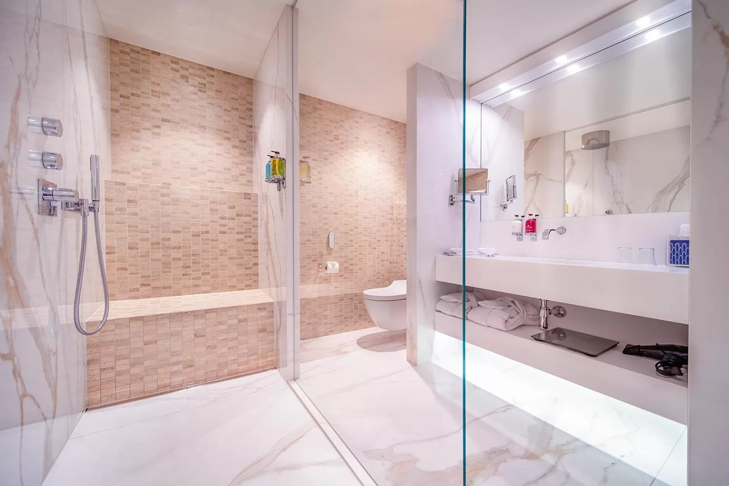 Bathroom in Hotel Bristol