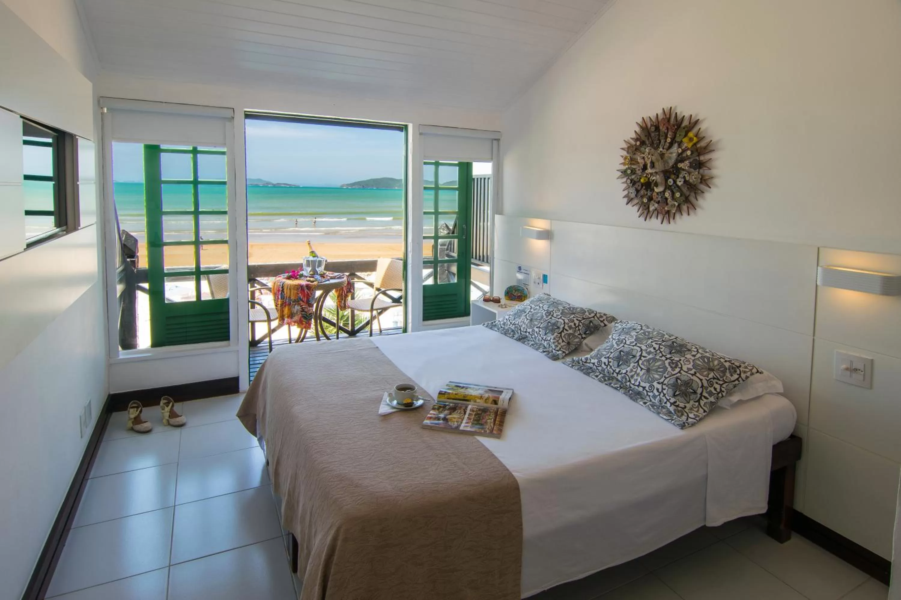Deluxe Double Room with Balcony and Sea View in Chez Pitu Praia Hotel