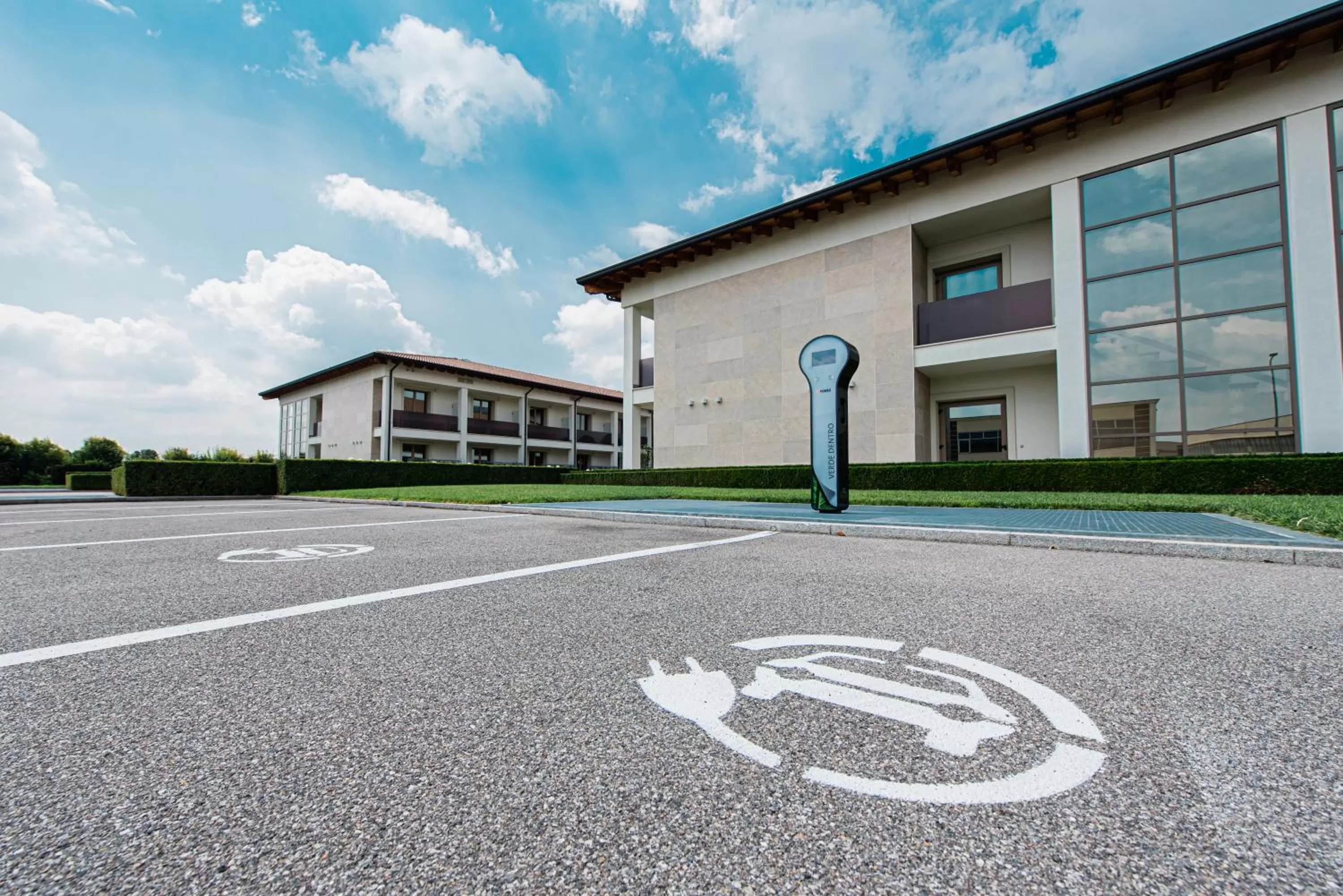 Property building in Viola Mhotel