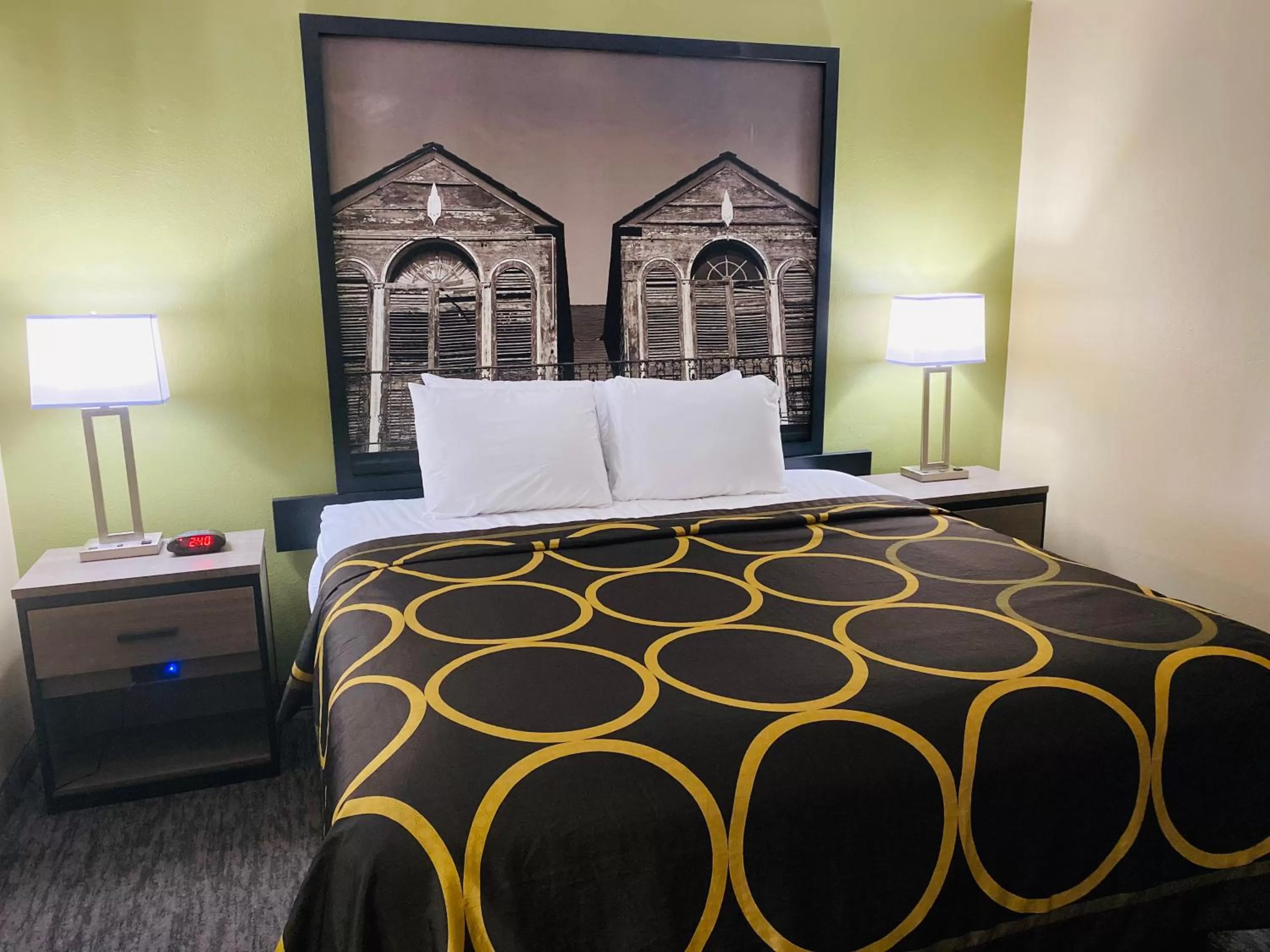 Bed in Super 8 by Wyndham New Iberia