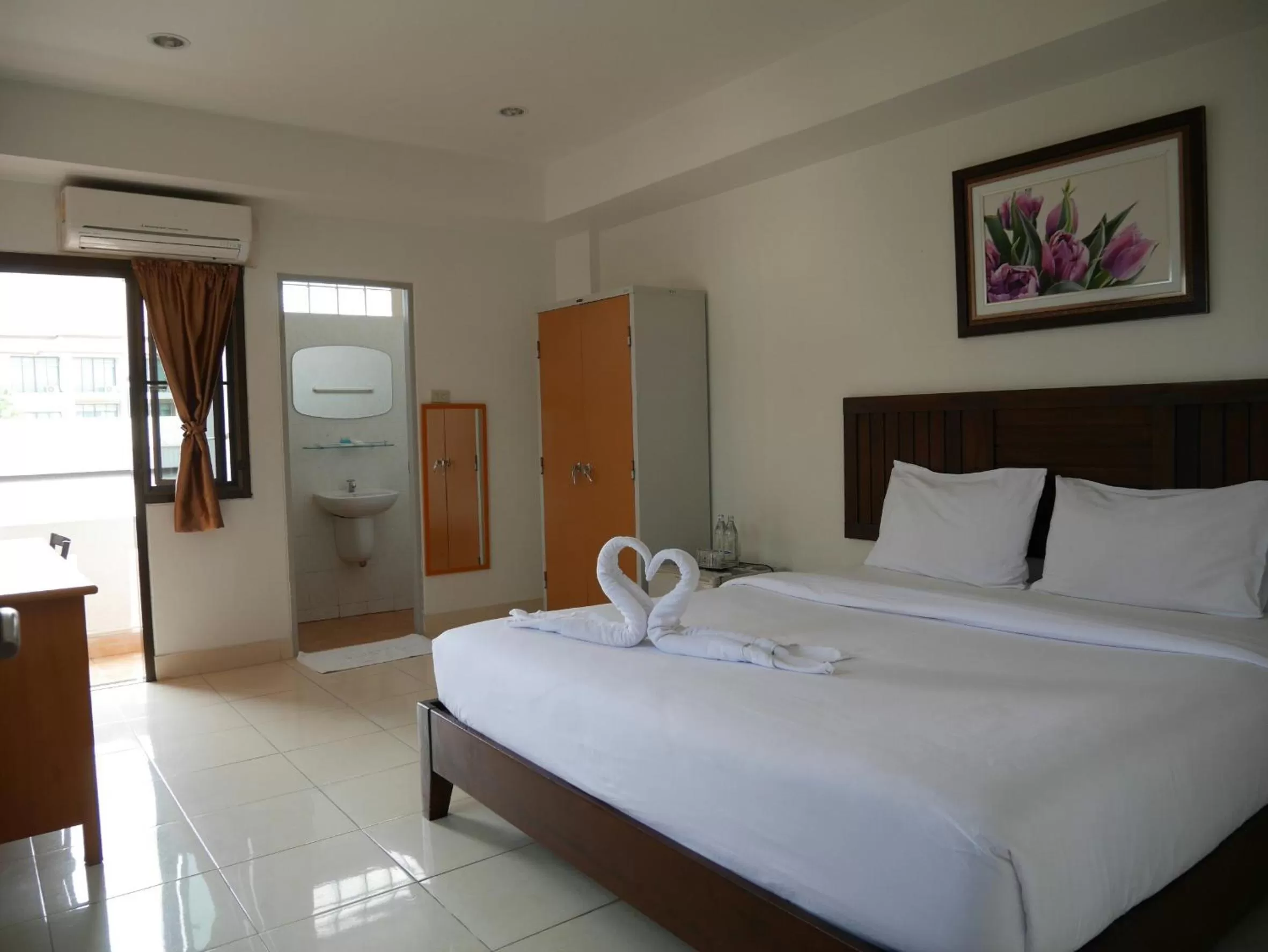 Bed in Top Hostel (Top Mansion)