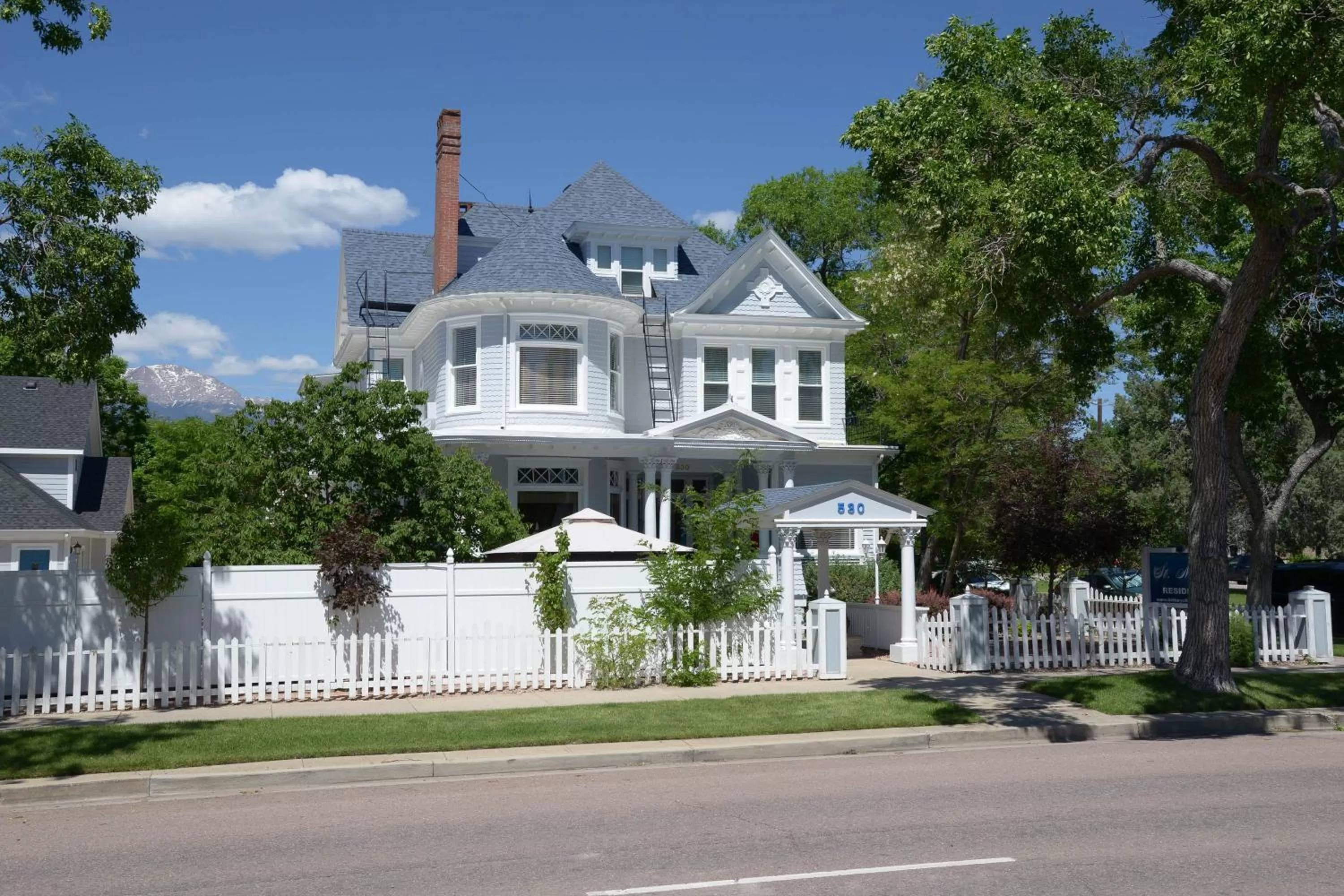 Facade/entrance in The St. Mary's Inn, Bed and Breakfast